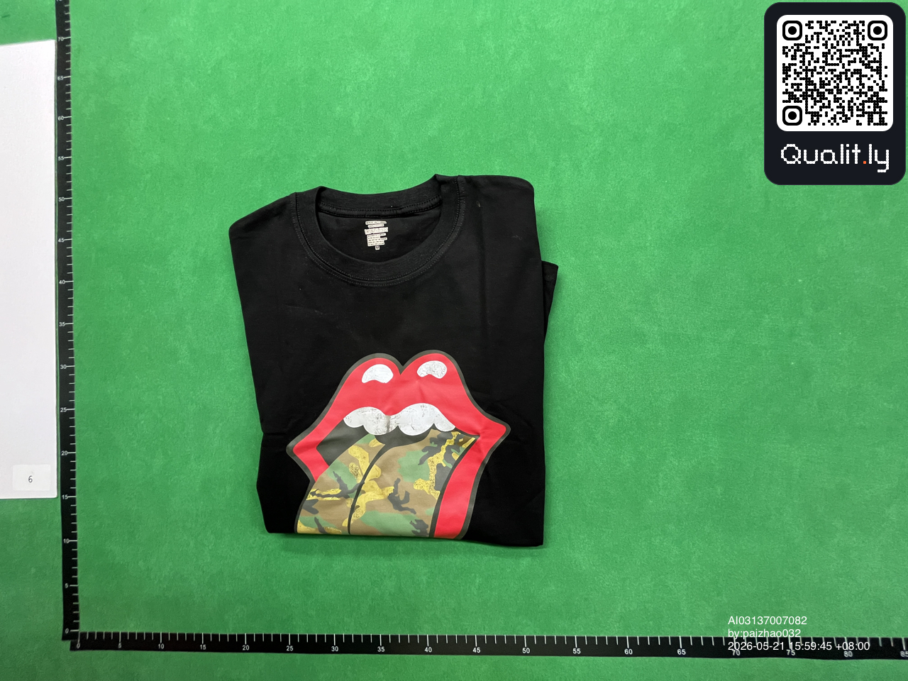 Camiseta — foto QC 2 de 38