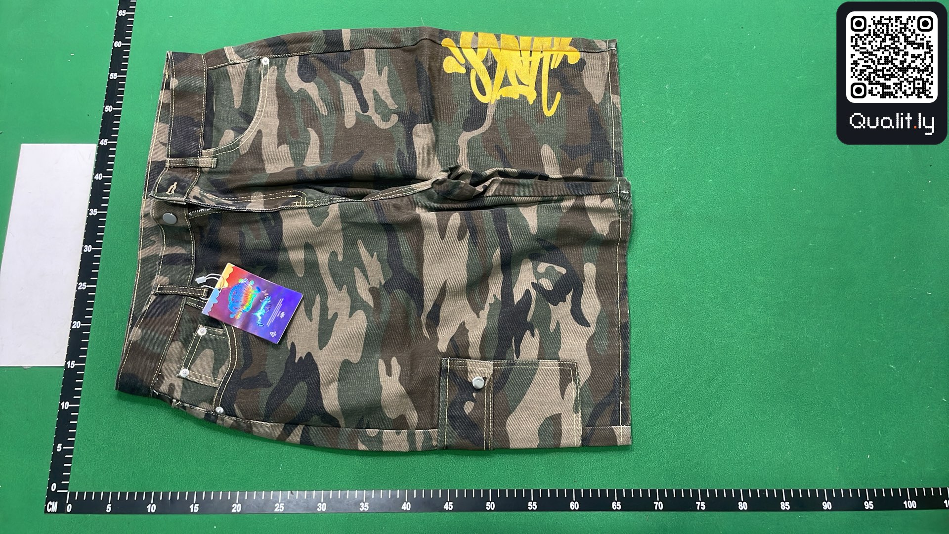 Jeans QC photo 2 of 12