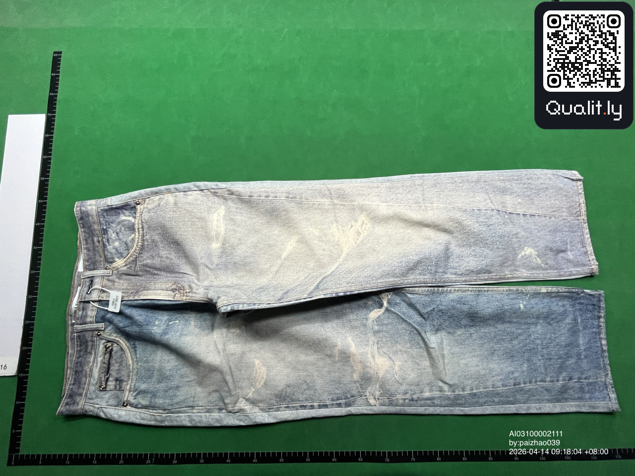 Jeans — QC-foto 3 av 4