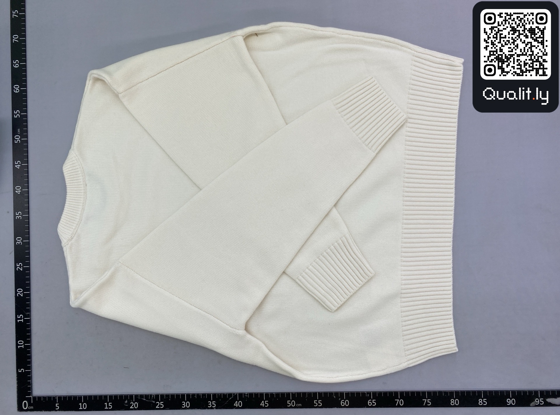 毛衣 QC 照片 3 / 80