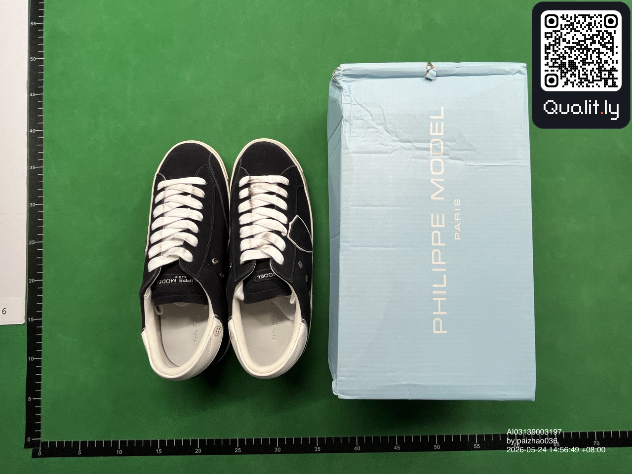 球鞋 QC 照片 1 / 10