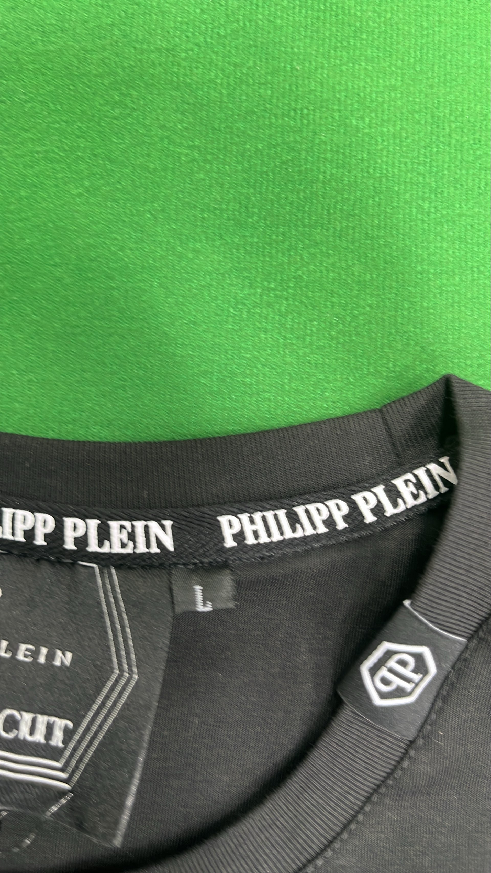 T-shirt — foto QC 1 di 4