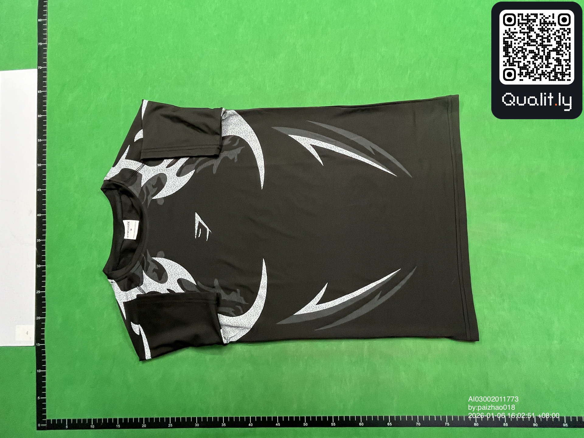 T-shirt — photo QC 3 sur 4