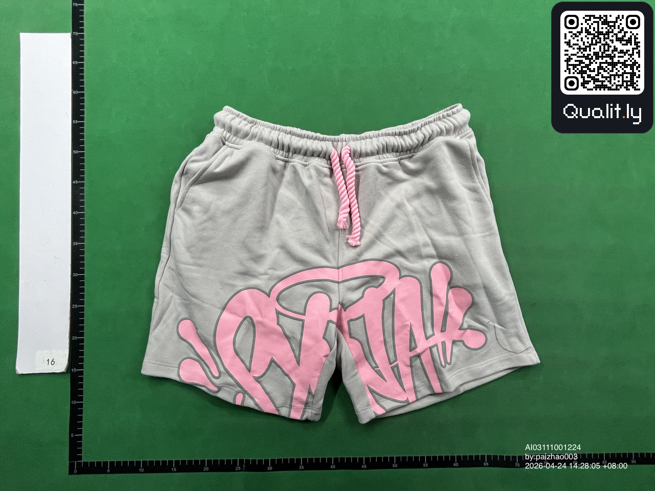Sweat à capuche — photo QC 2 sur 80