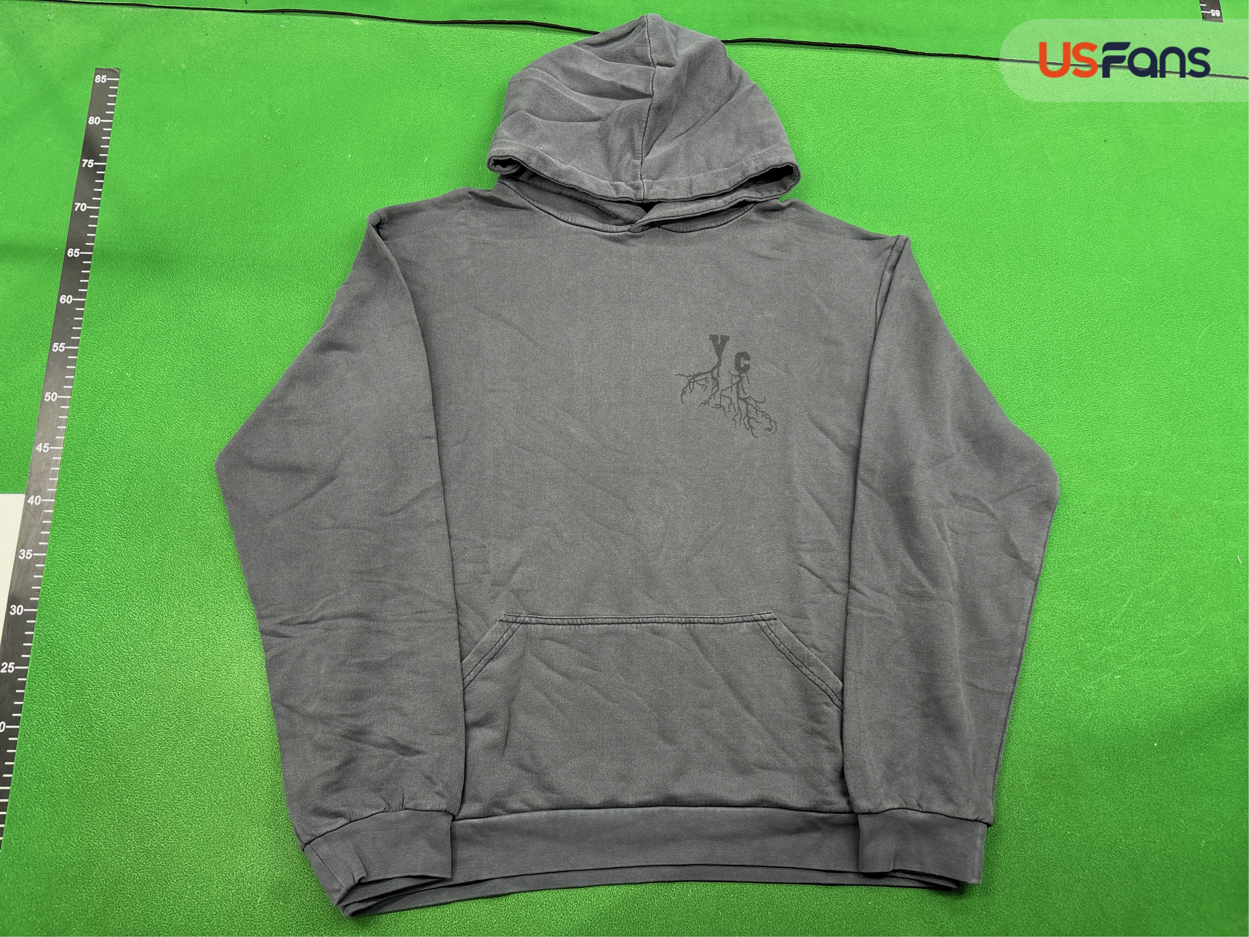 Hoodie — QC-Foto 2 von 26