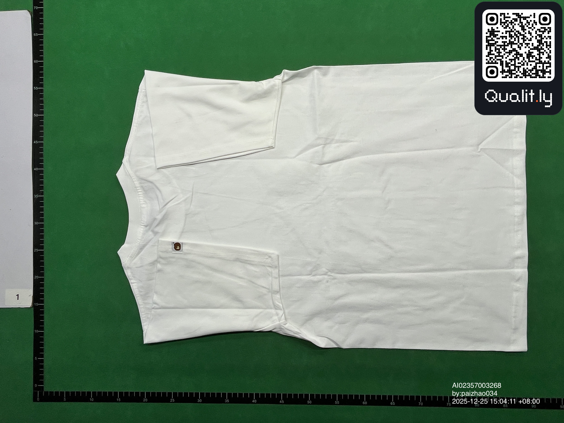 T-Shirt — QC-Foto 2 von 4
