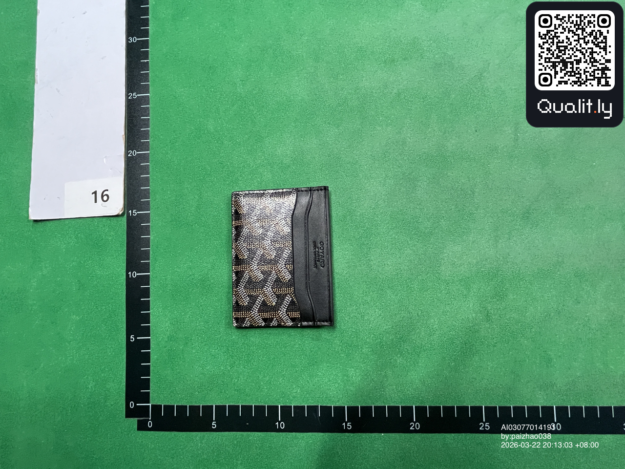 Geldbörse — QC-Foto 2 von 15