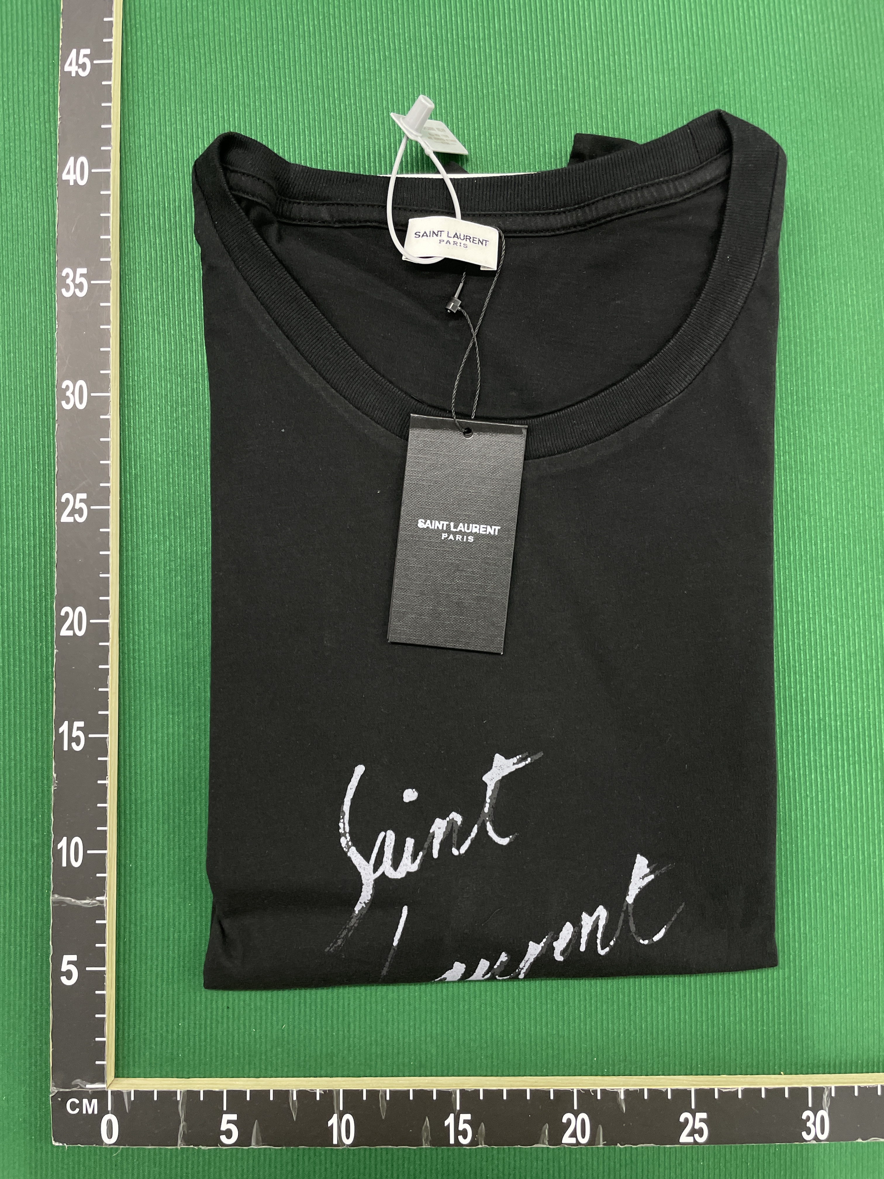 Tricou — fotografie QC 1 din 44