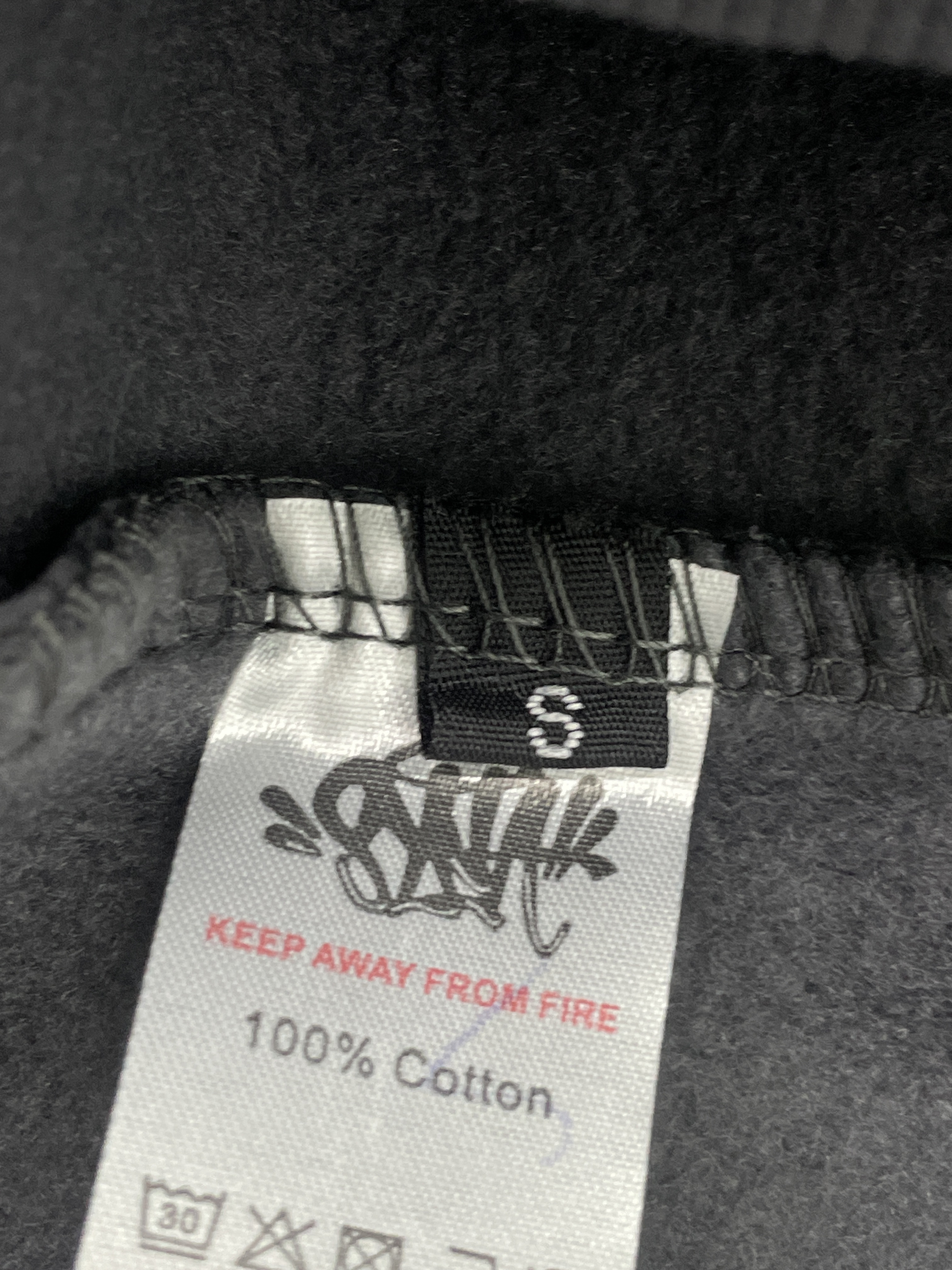 Hoodie QC photo 3 of 12