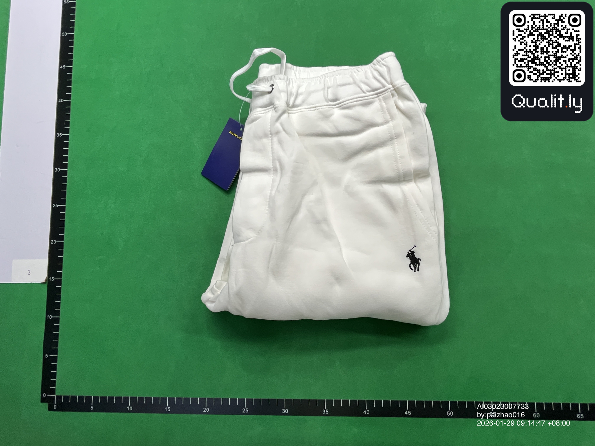 Hoodie QC photo 1 of 74
