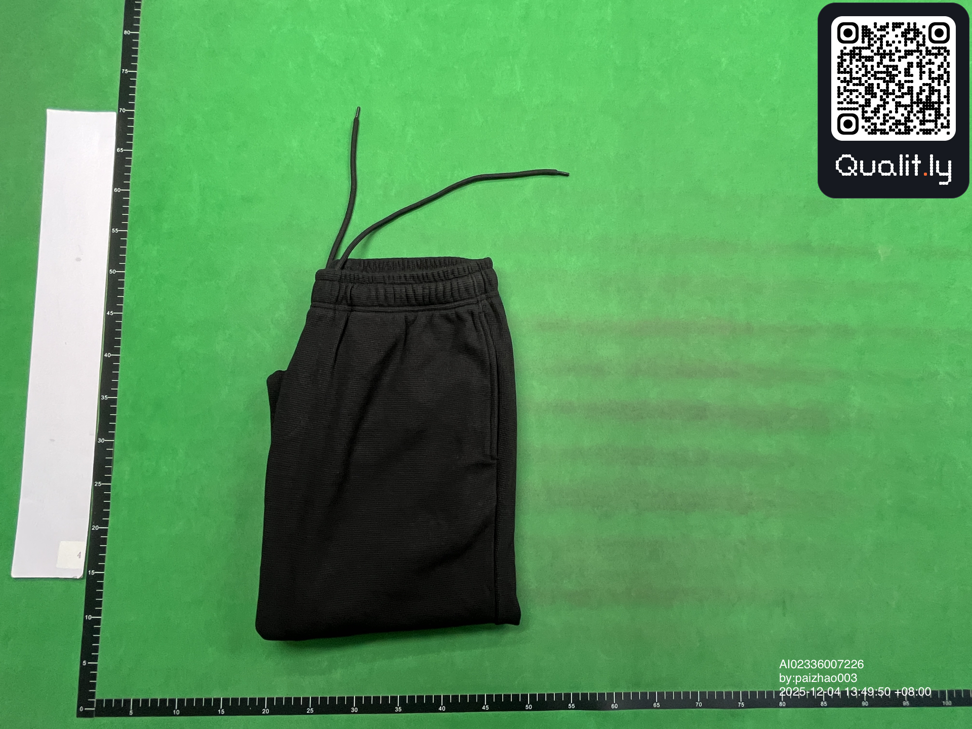 长裤 QC 照片 1 / 34