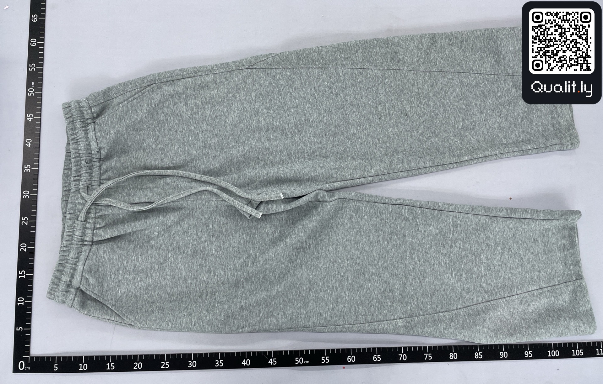 Pantalon — photo QC 2 sur 18