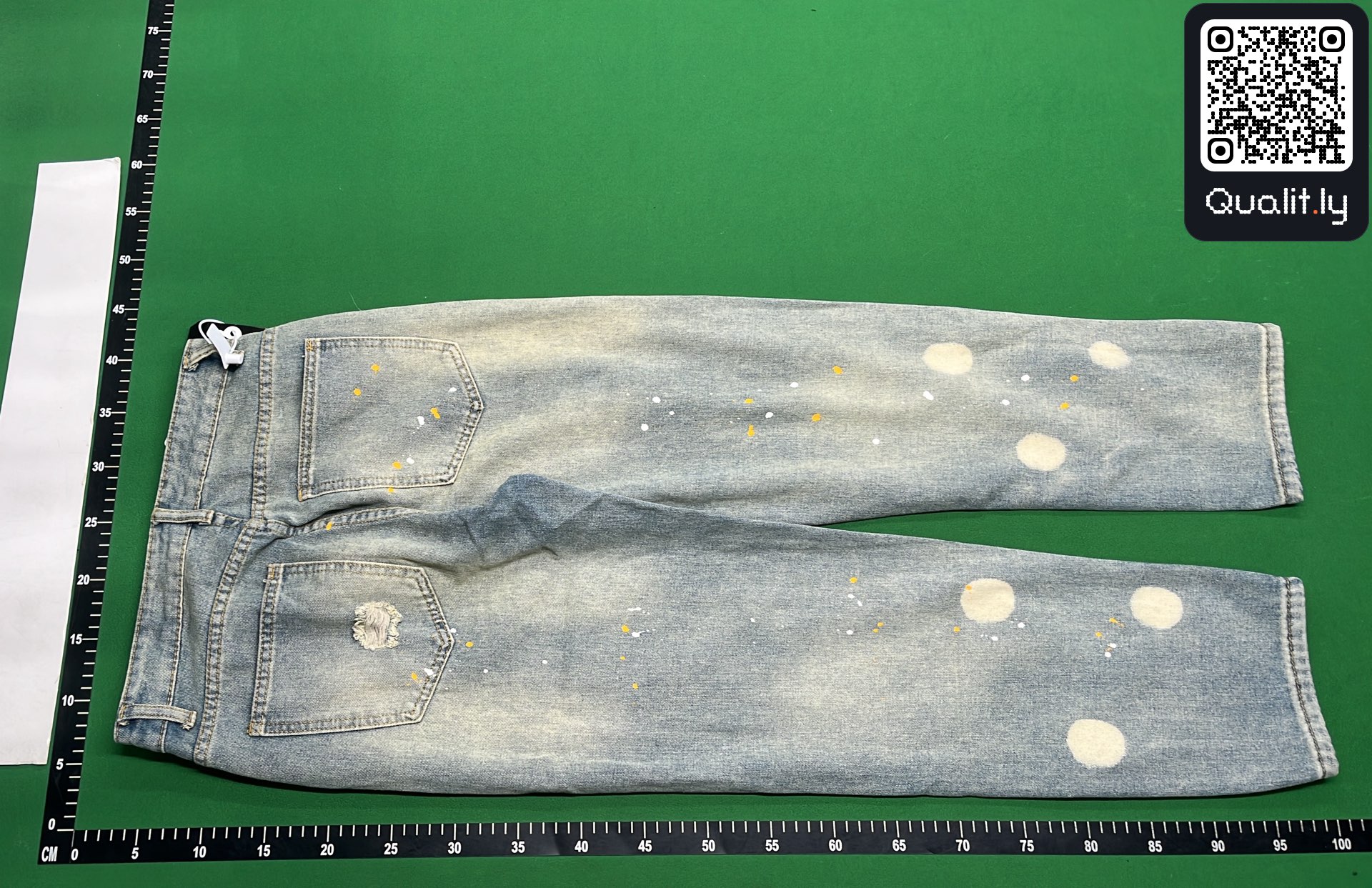 Jeans QC photo 3 of 32