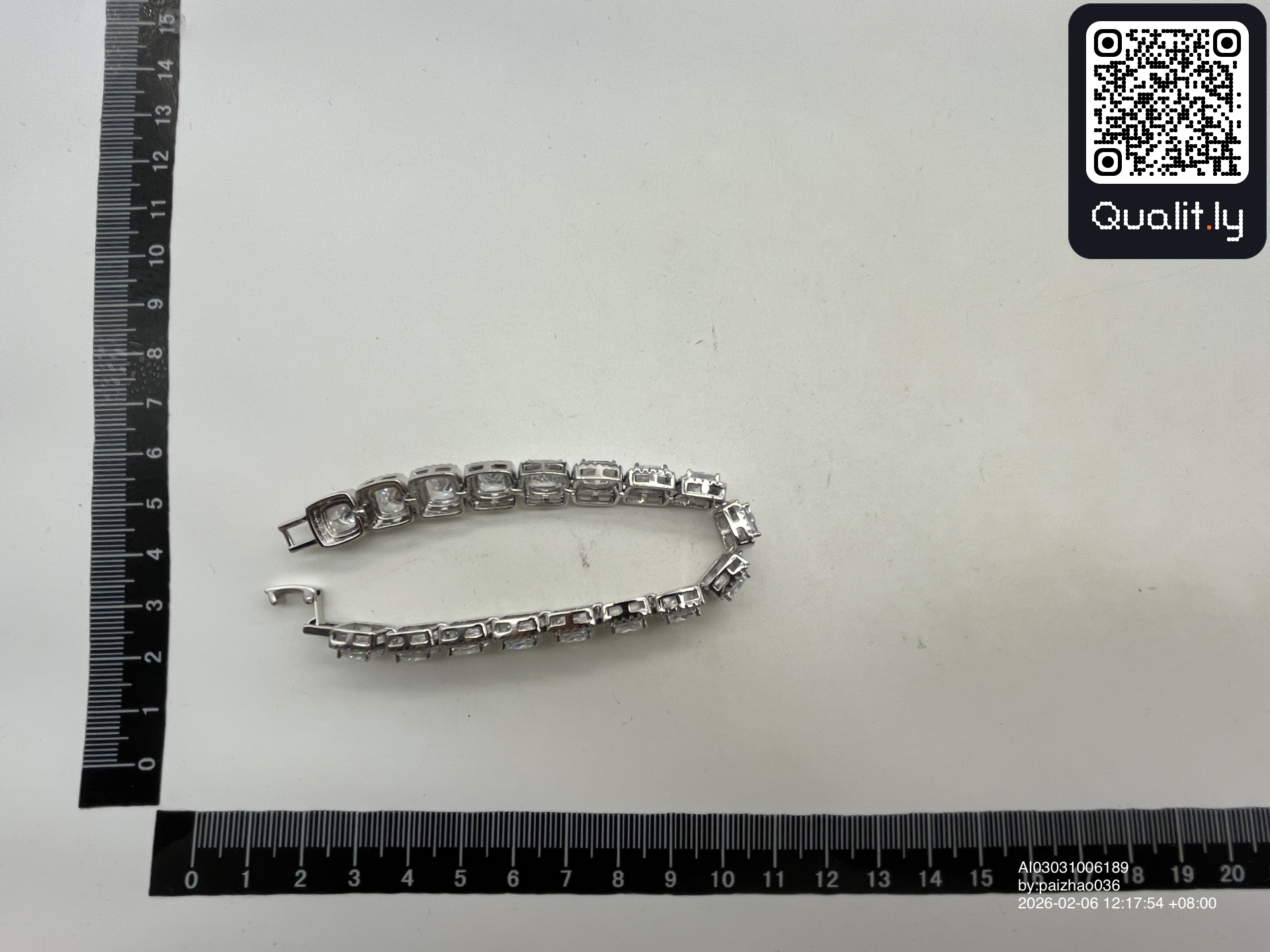 Jewelry QC photo 3 of 30