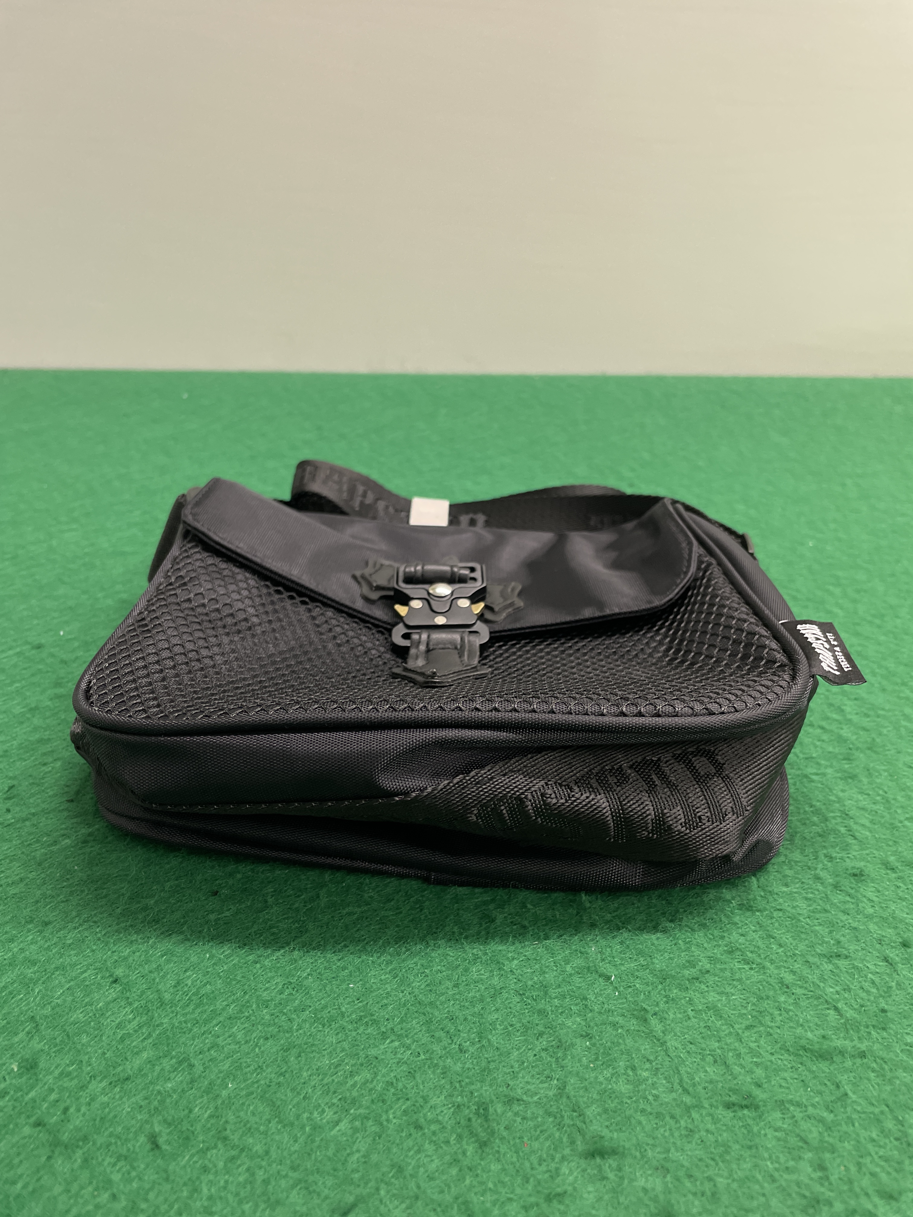 Bag QC photo 3 of 62