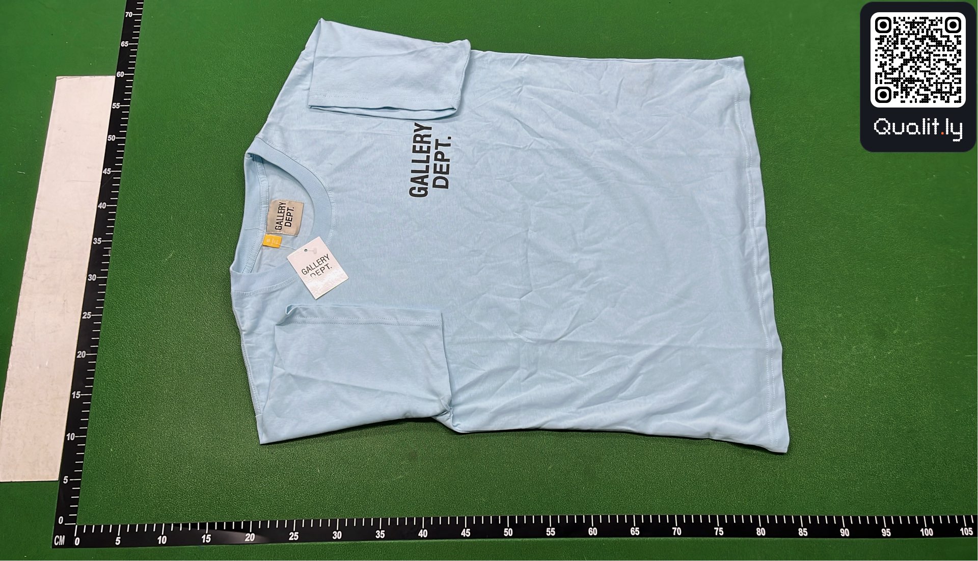 T-shirt — photo QC 2 sur 52