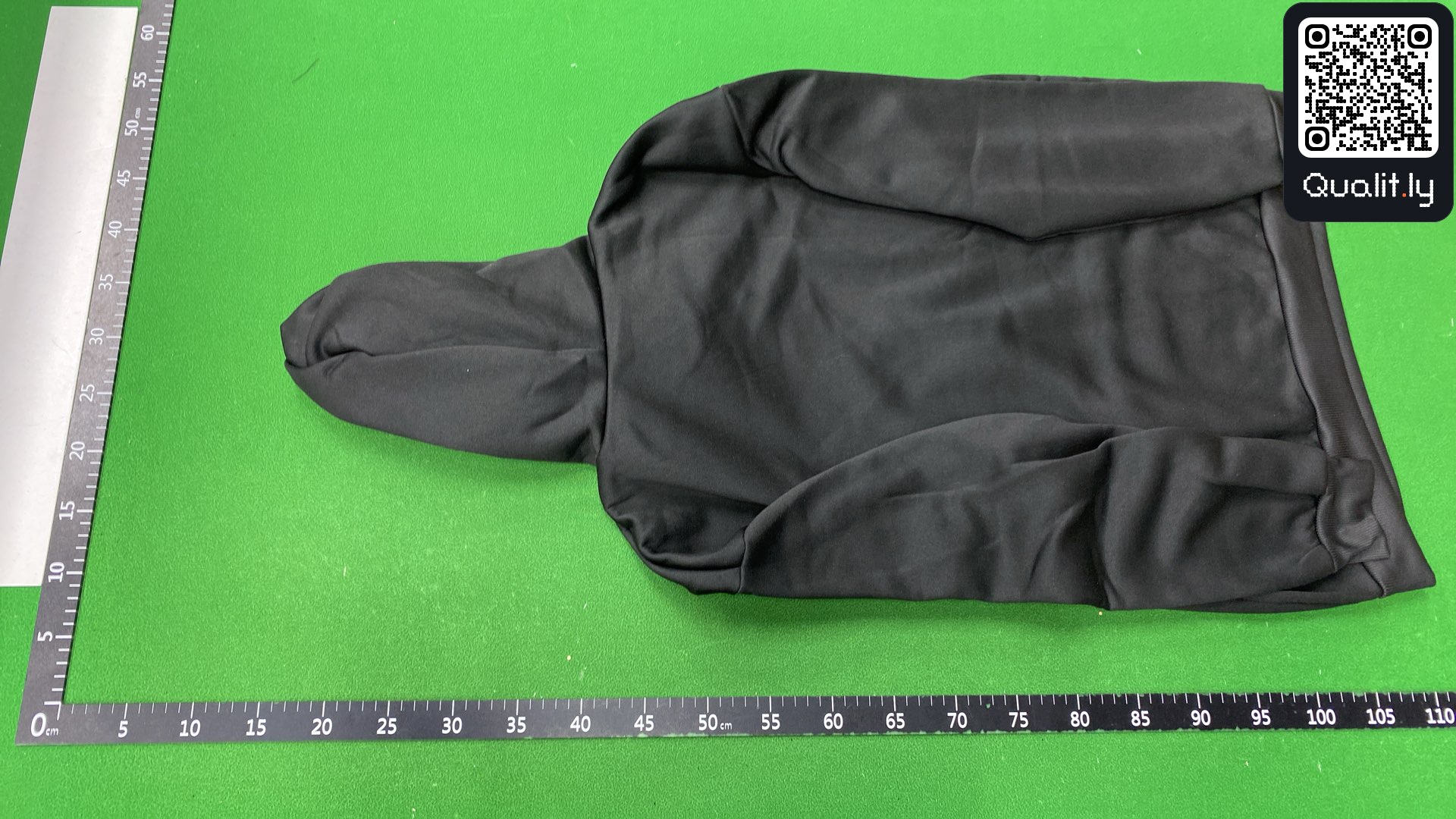 Hoodie — QC-Foto 3 von 48