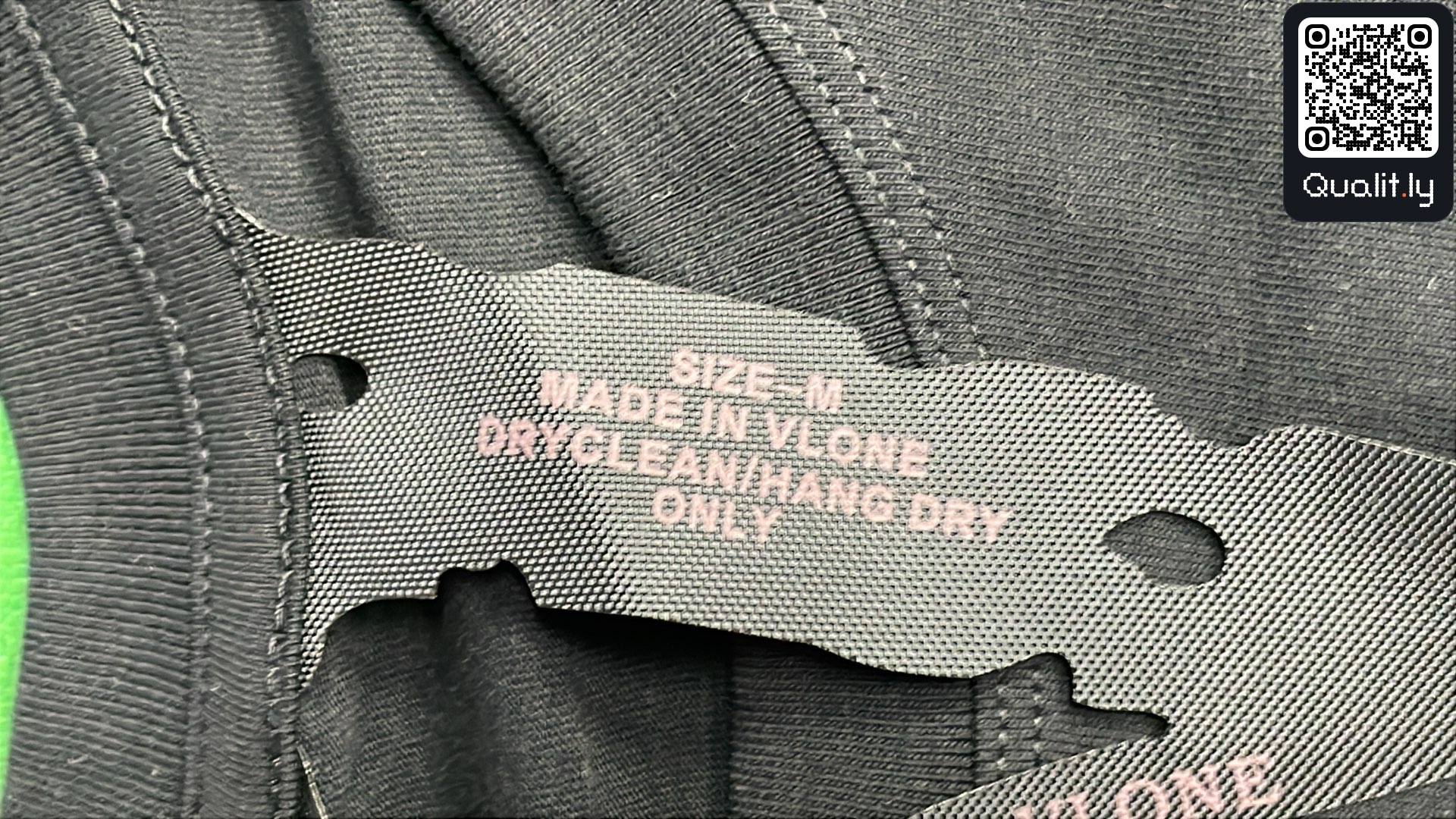 T-shirt — foto QC 1 di 16