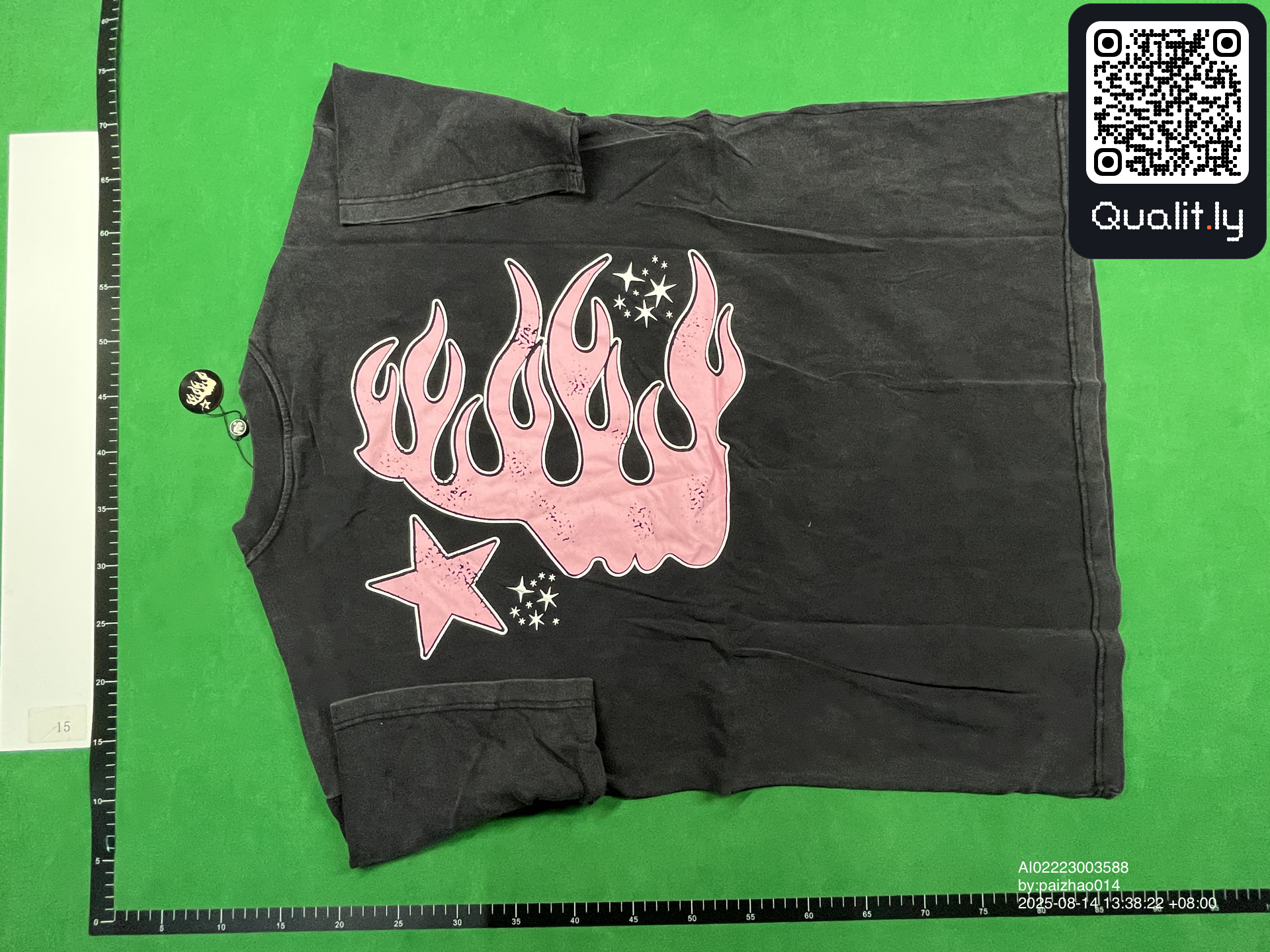 T恤 QC 照片 2 / 10