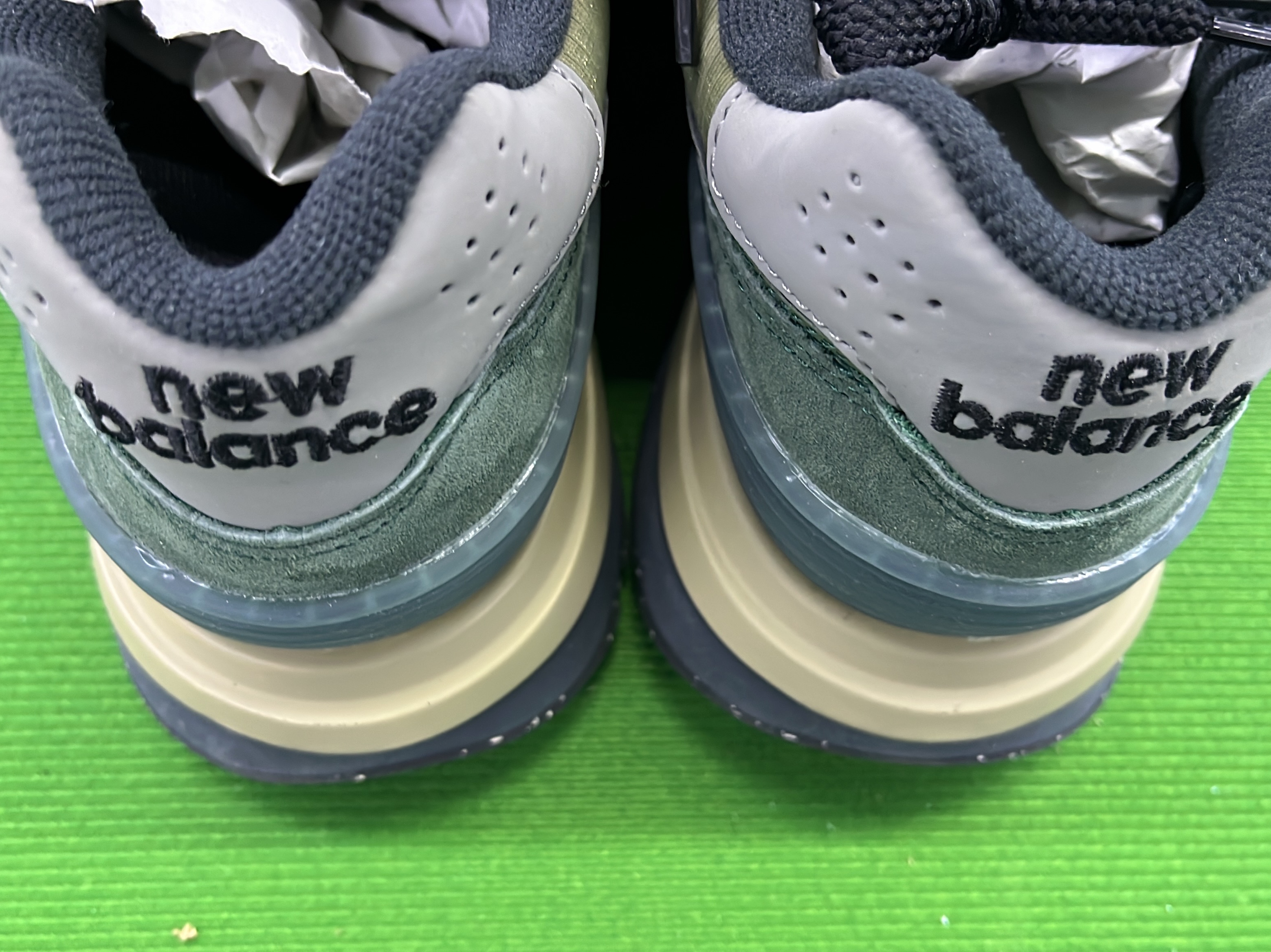 Sneaker — QC-Foto 2 von 6