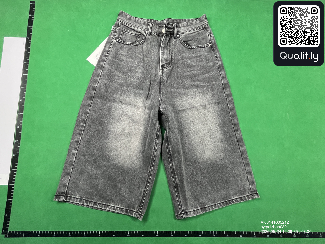 Jeans QC photo 3 of 4