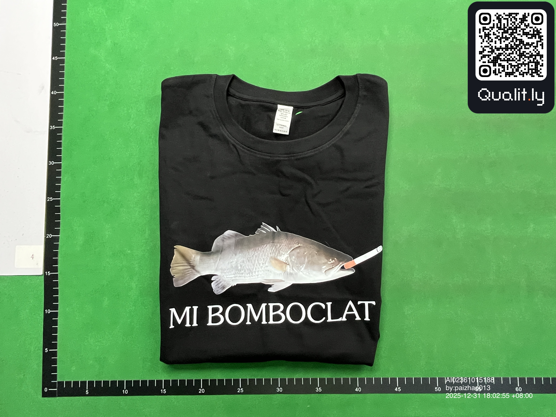T-shirt — photo QC 1 sur 16