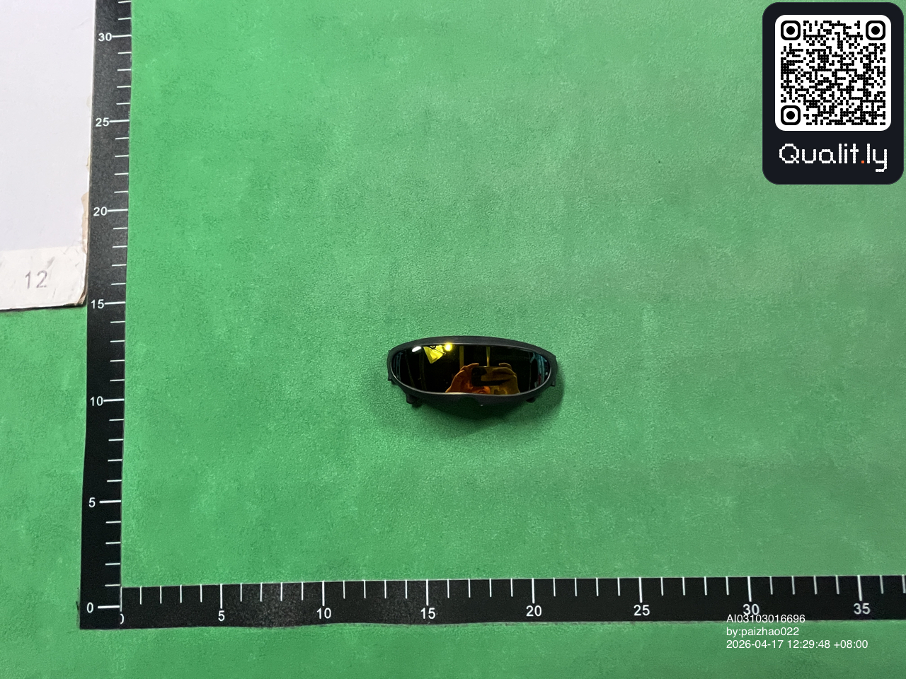 Sunglasses QC photo 3 of 10