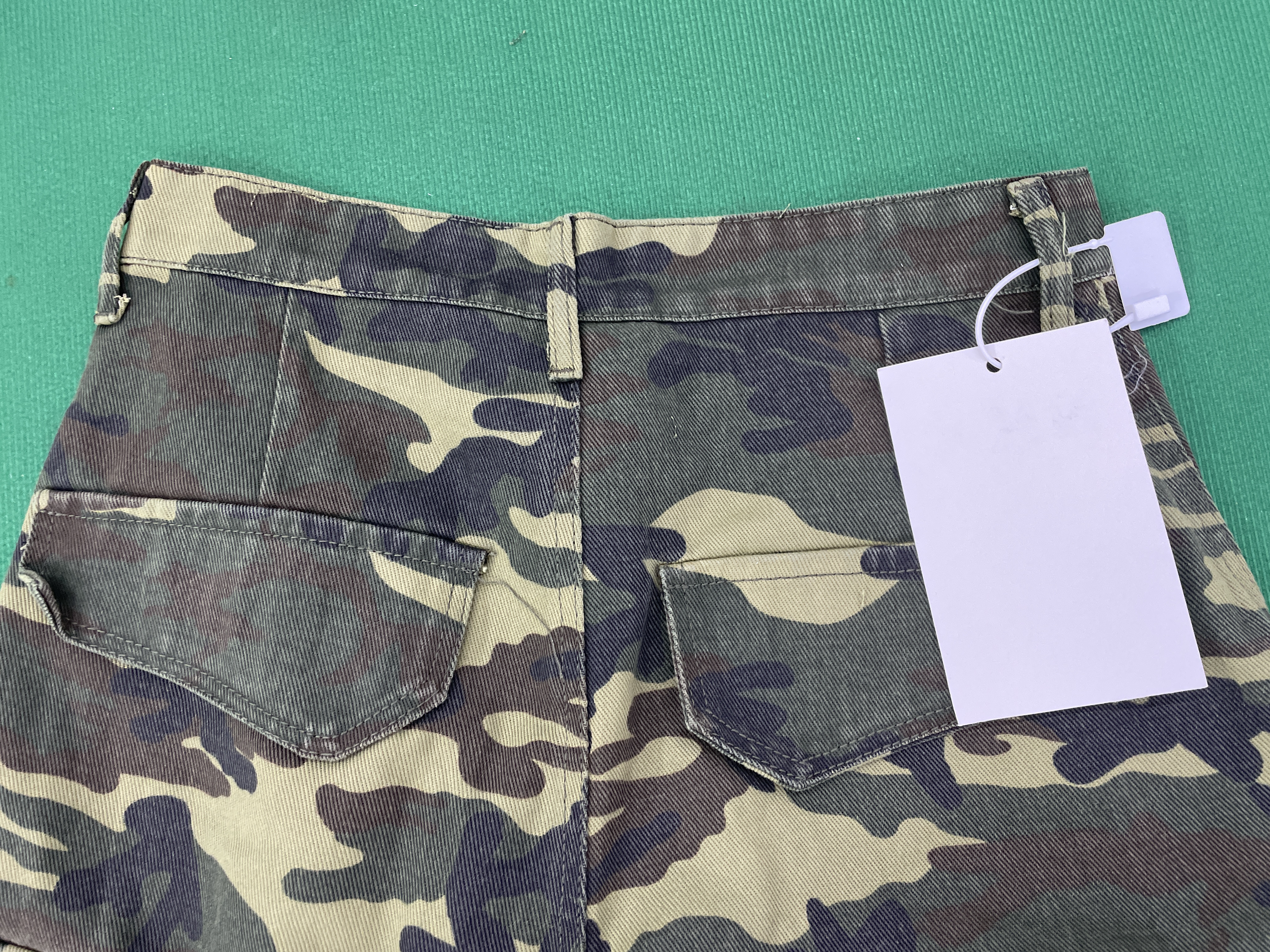 Short — photo QC 3 sur 47