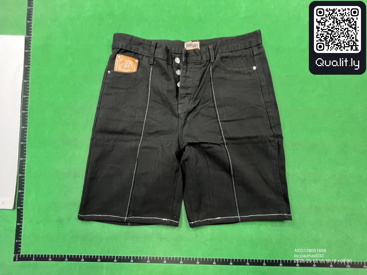 Jeans — QC-foto 2 van 102