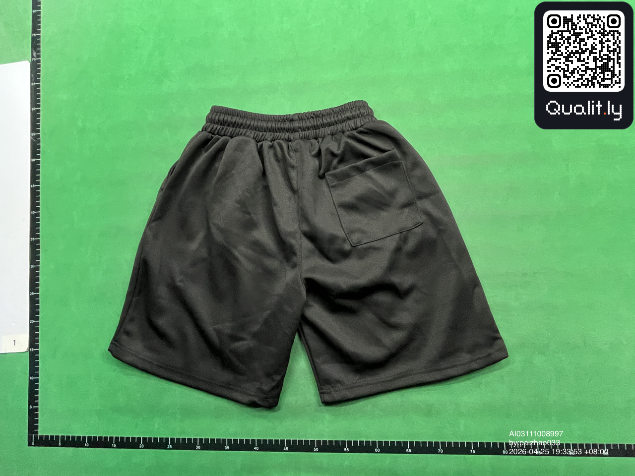 Shorts — QC-foto 3 av 109