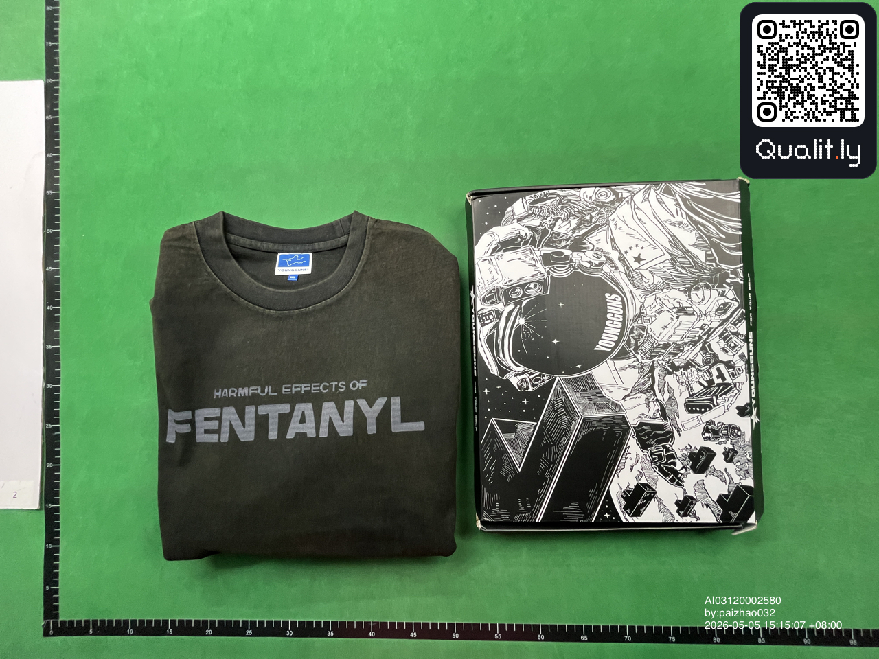 T-shirt — photo QC 1 sur 8