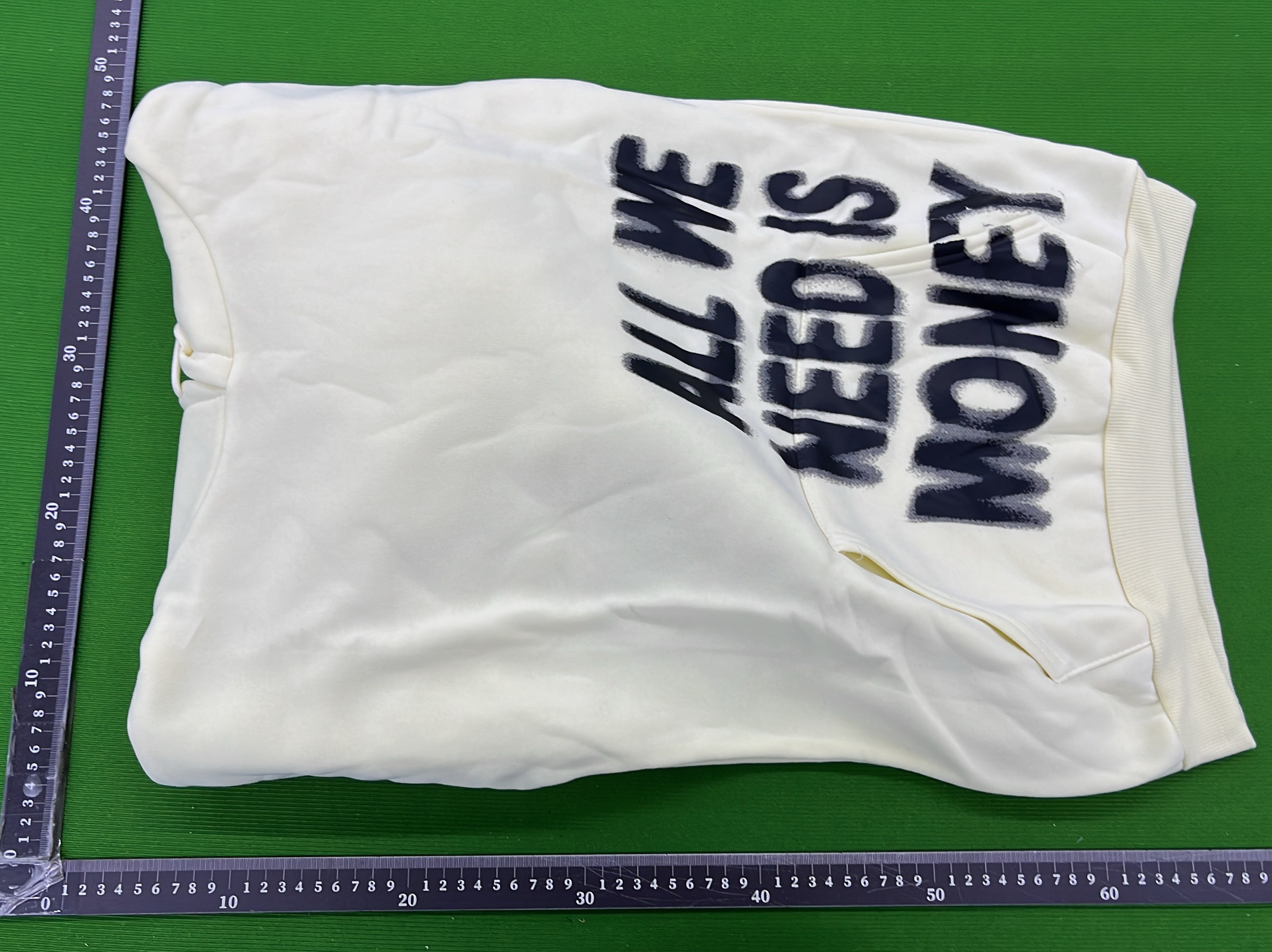 Sweat — photo QC 3 sur 24
