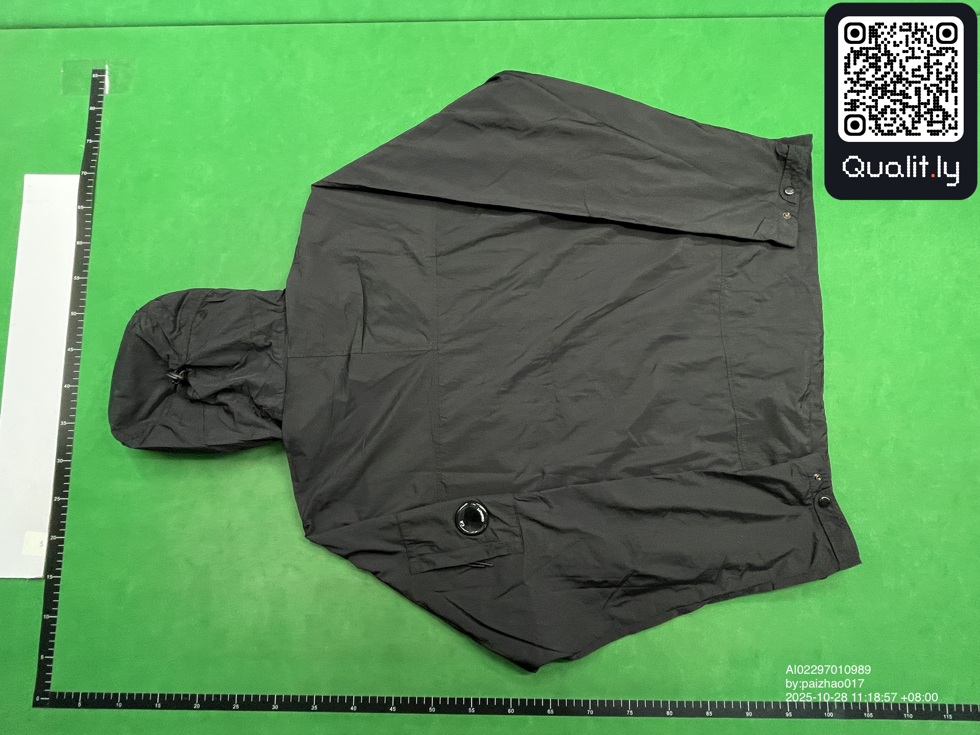 Jacket QC photo 2 of 28