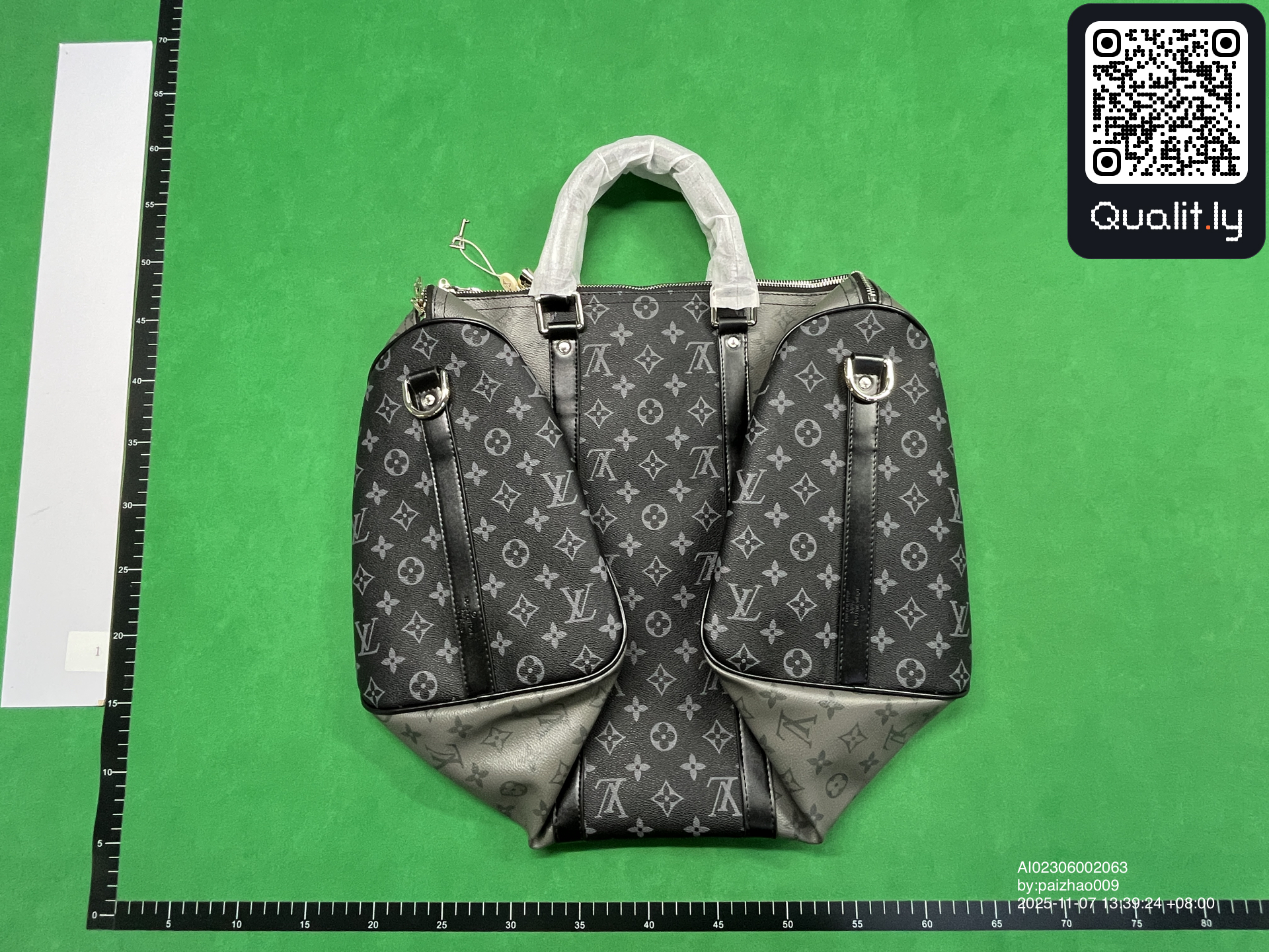 Sac — photo QC 2 sur 3