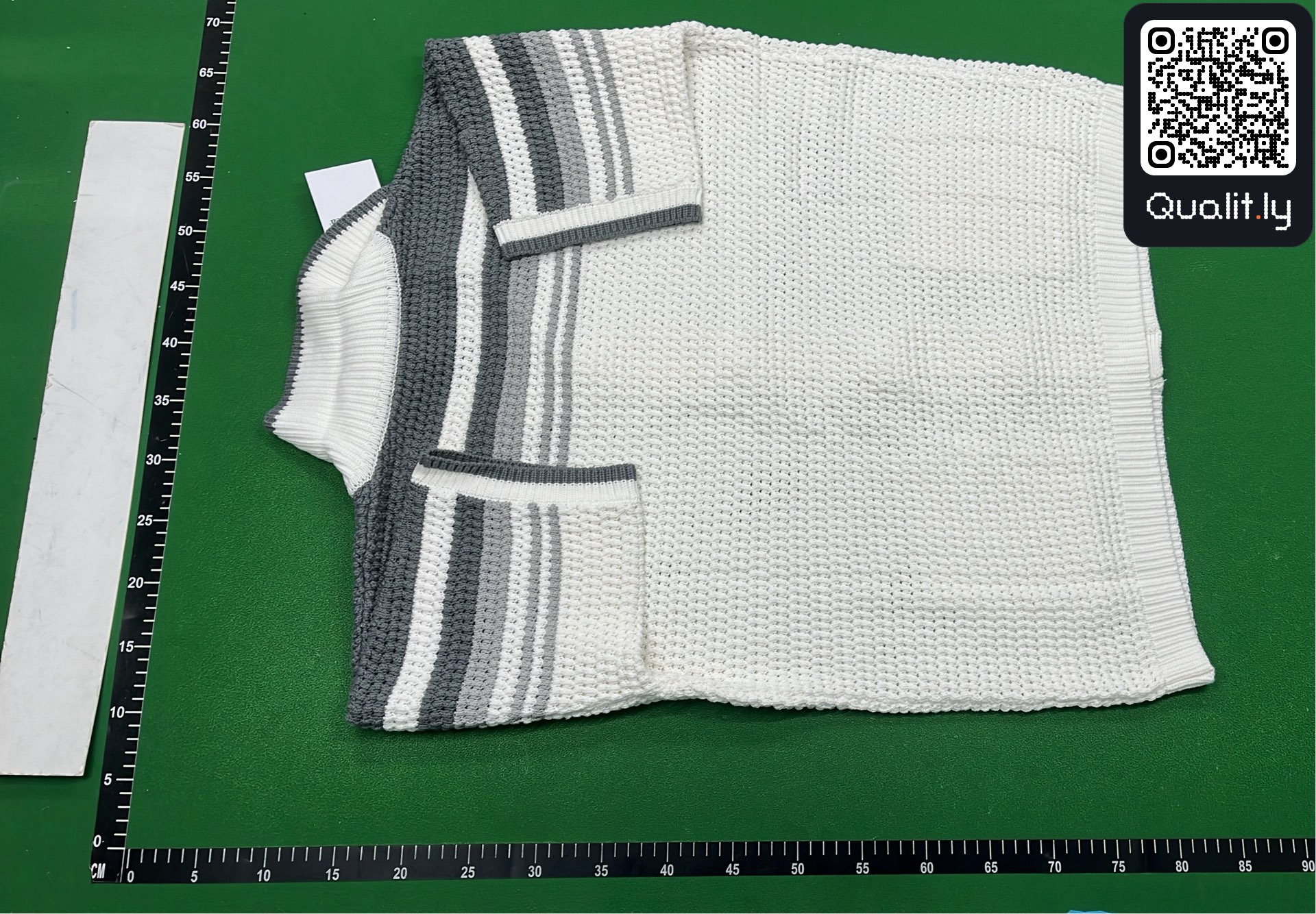 Sweater QC photo 3 of 8
