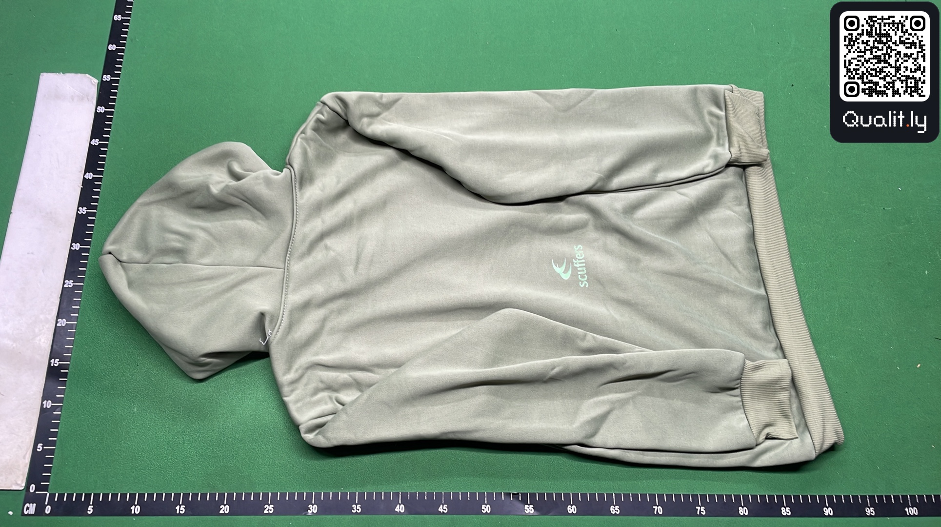Hoodie — QC-Foto 3 von 8