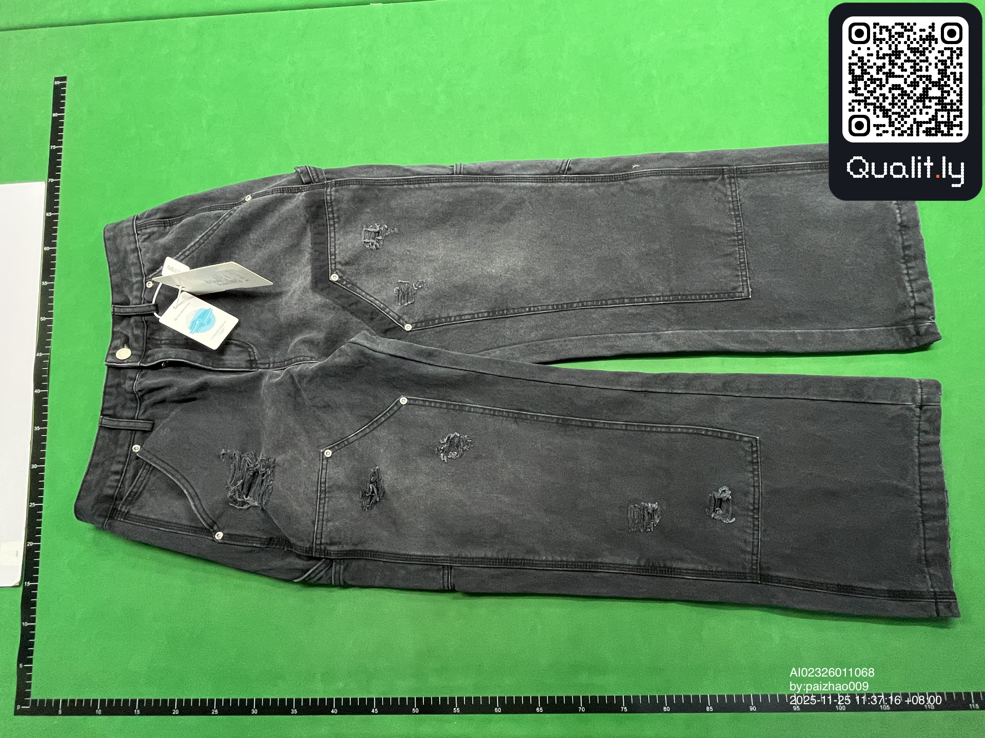 Jeans — QC-foto 3 av 16