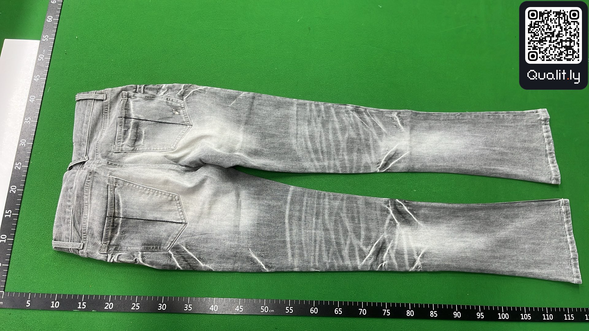 Jeans — QC-foto 3 van 12