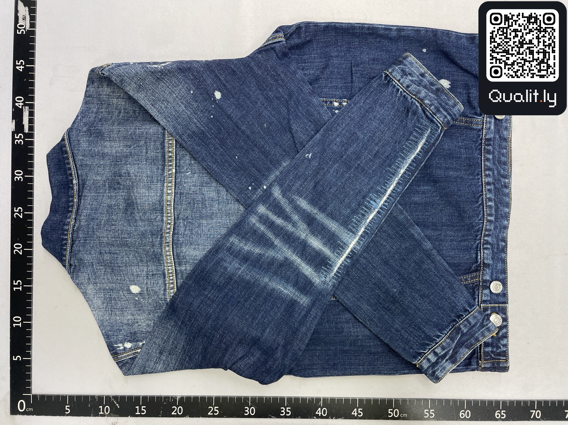 Jacket QC photo 2 of 4