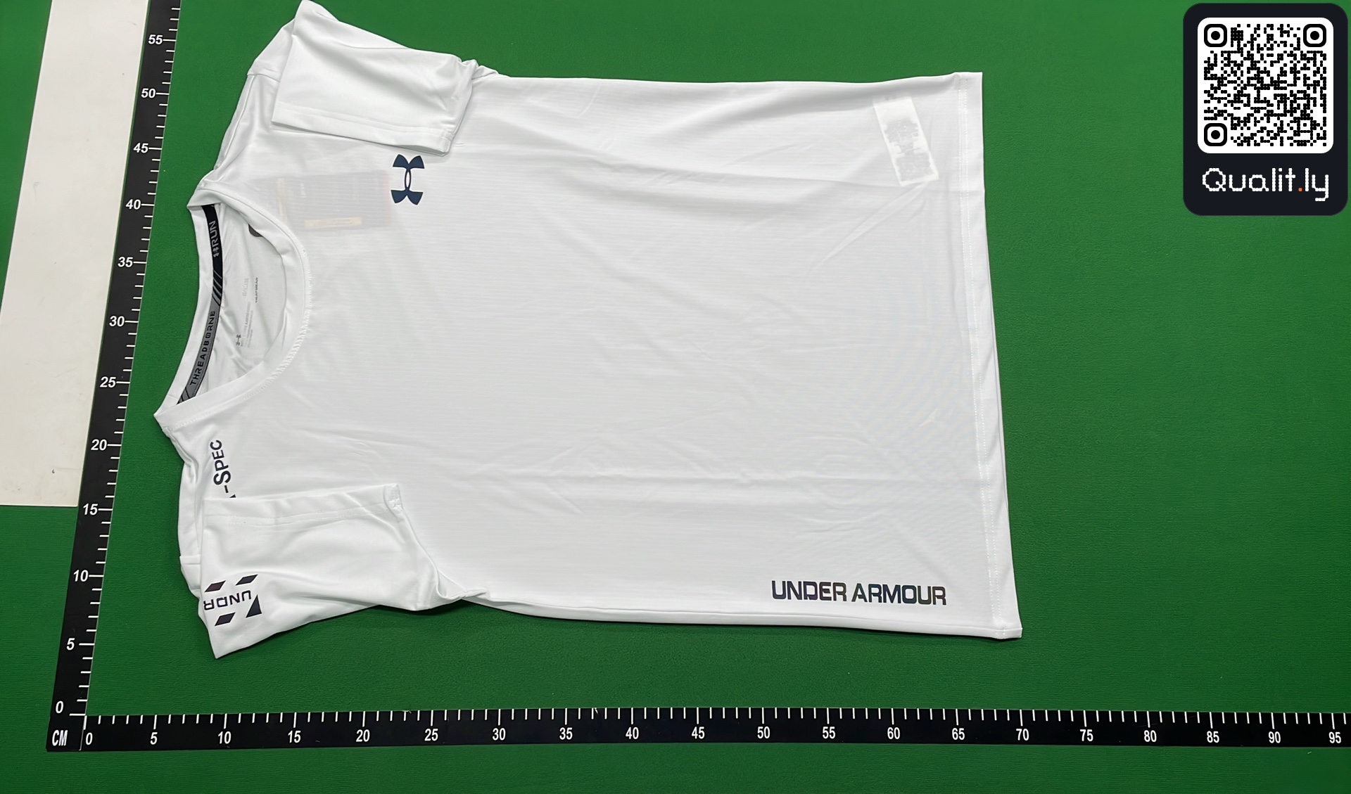 T-shirt — foto QC 2 di 37