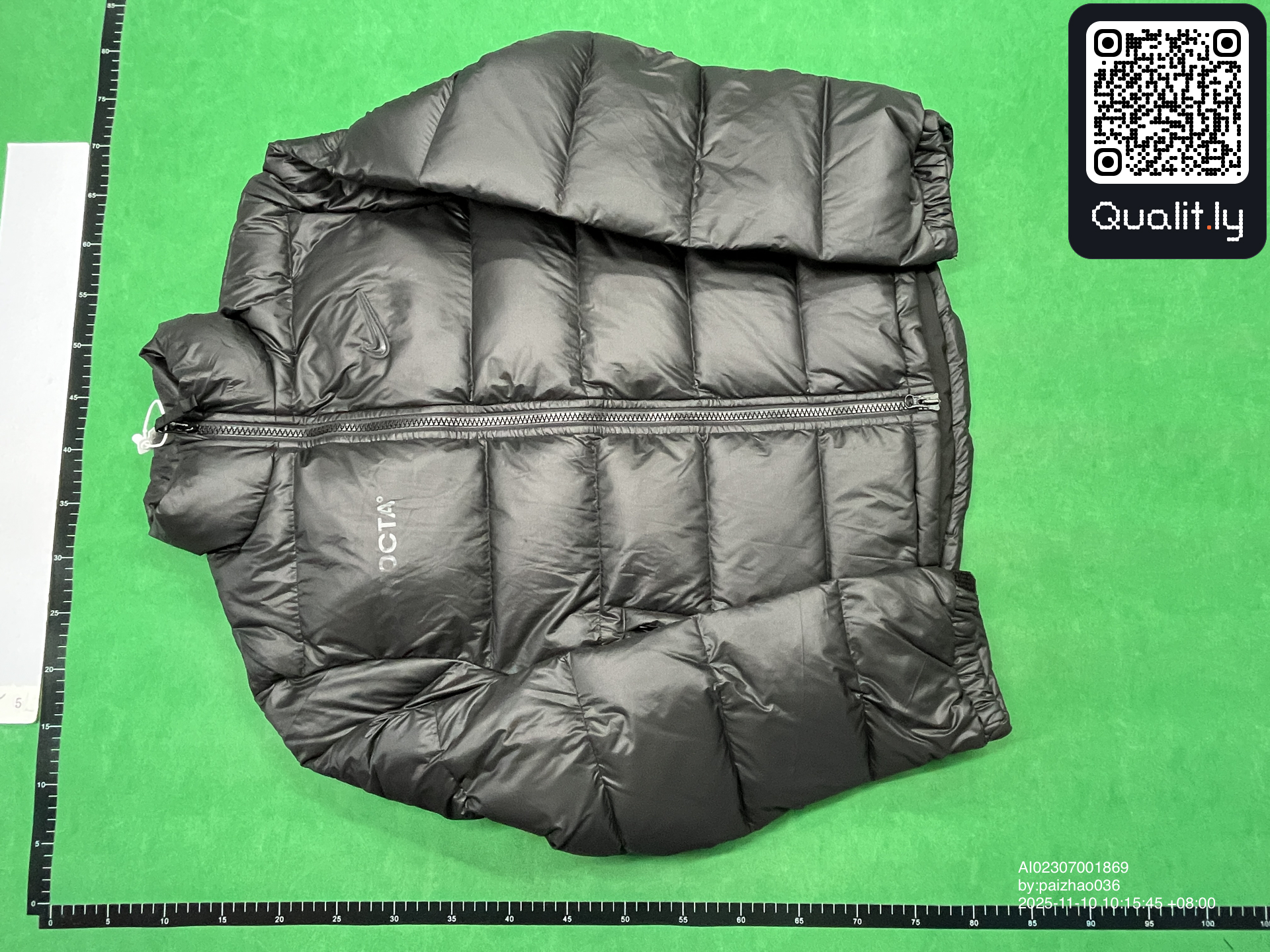 Jacket QC photo 3 of 38