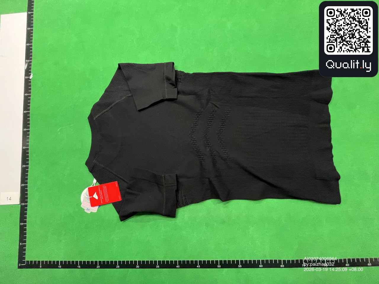 T-shirt QC photo 2 of 4