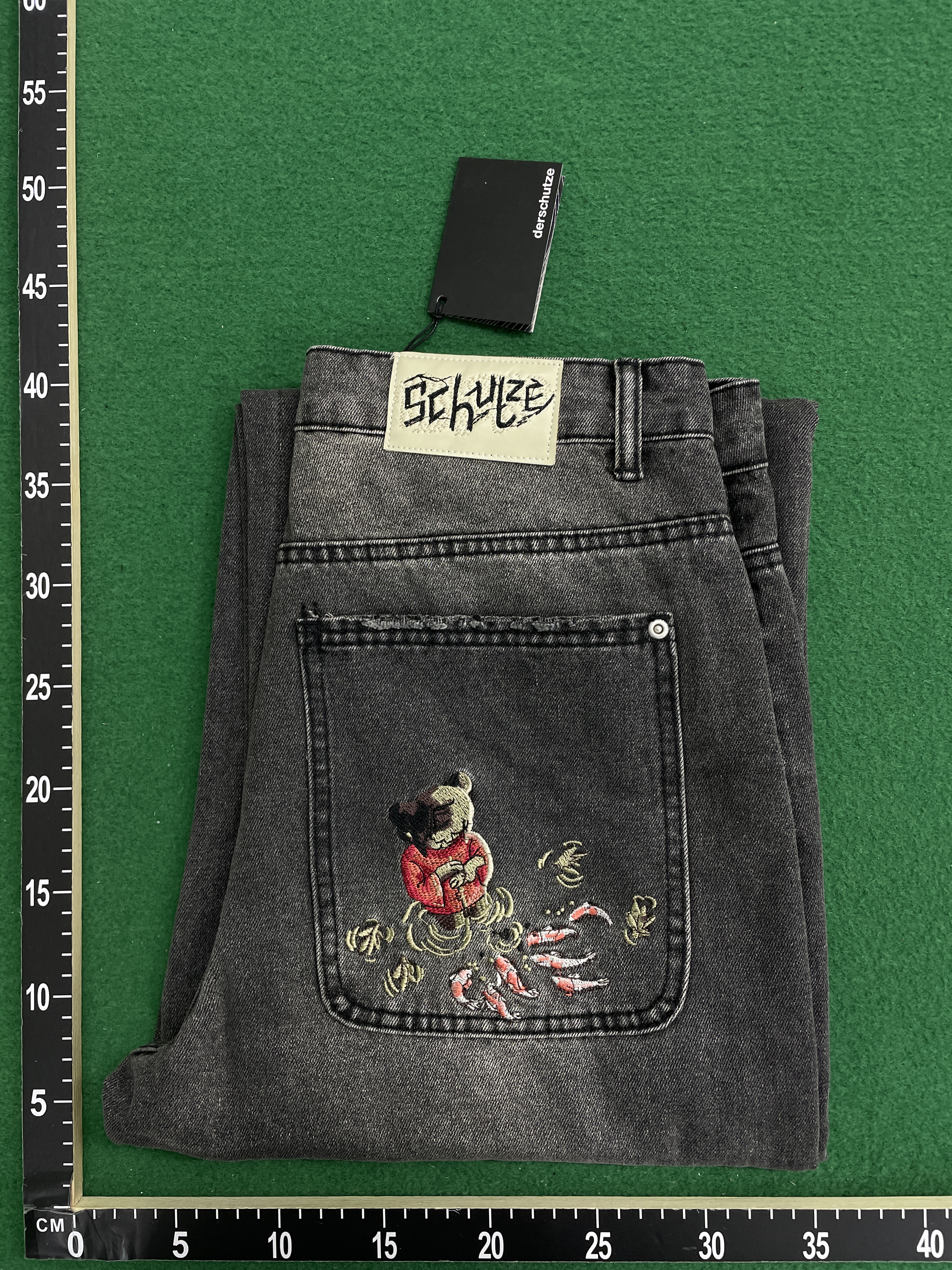 Jeans QC photo 1 of 120