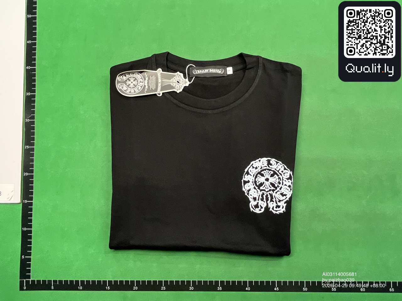 T-shirt QC photo 1 of 42