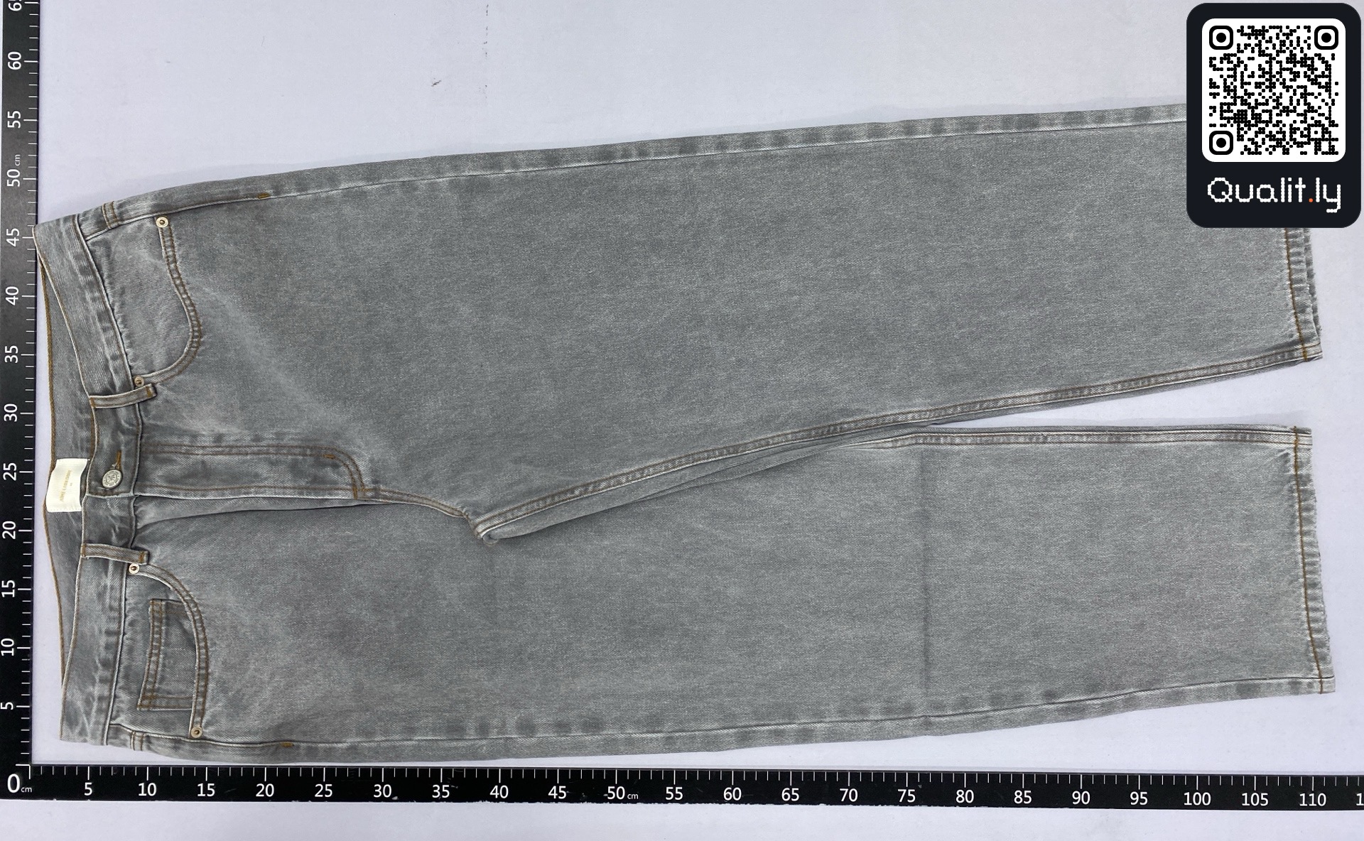 Jeans — QC-foto 3 av 113