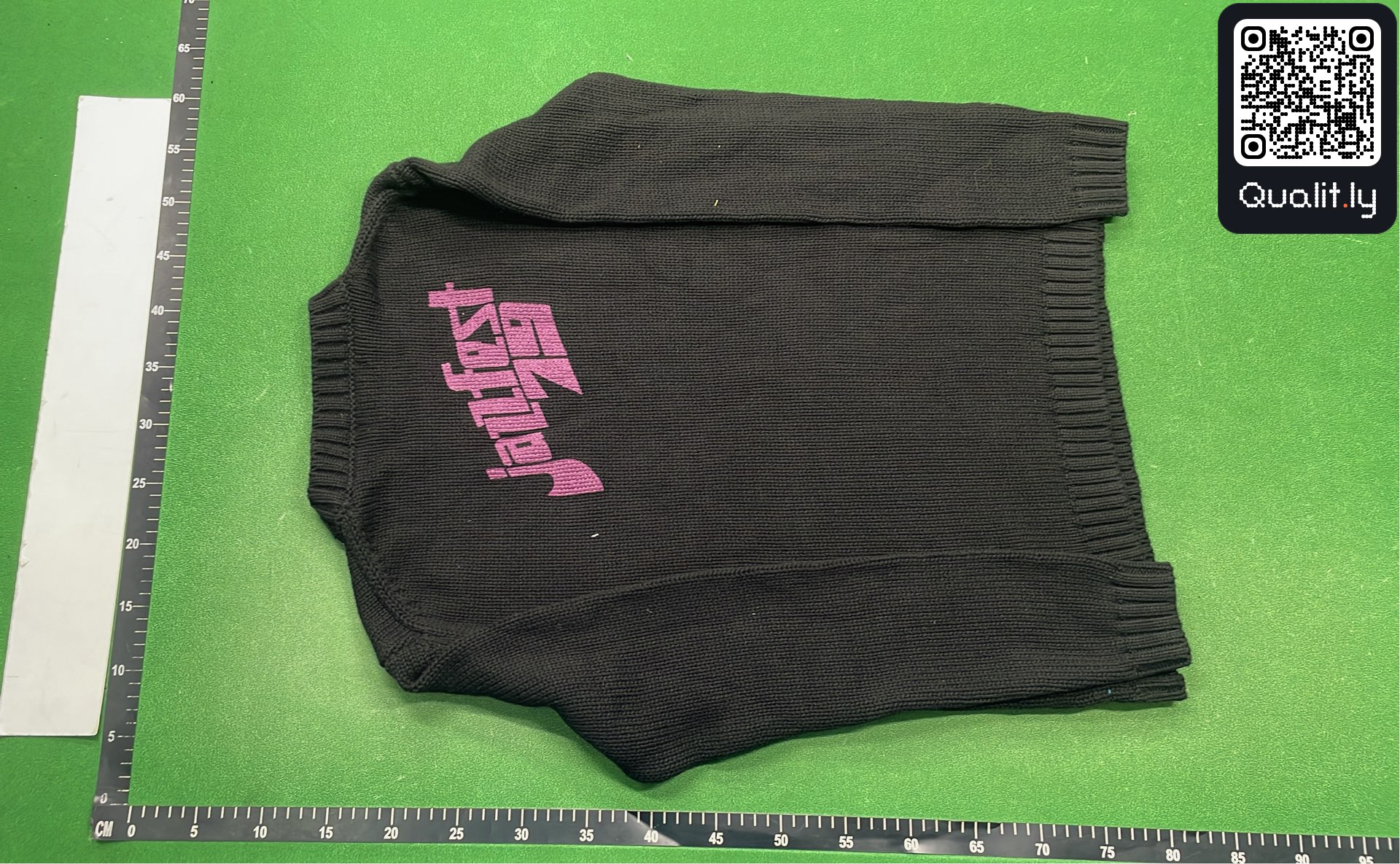 毛衣 QC 照片 3 / 14
