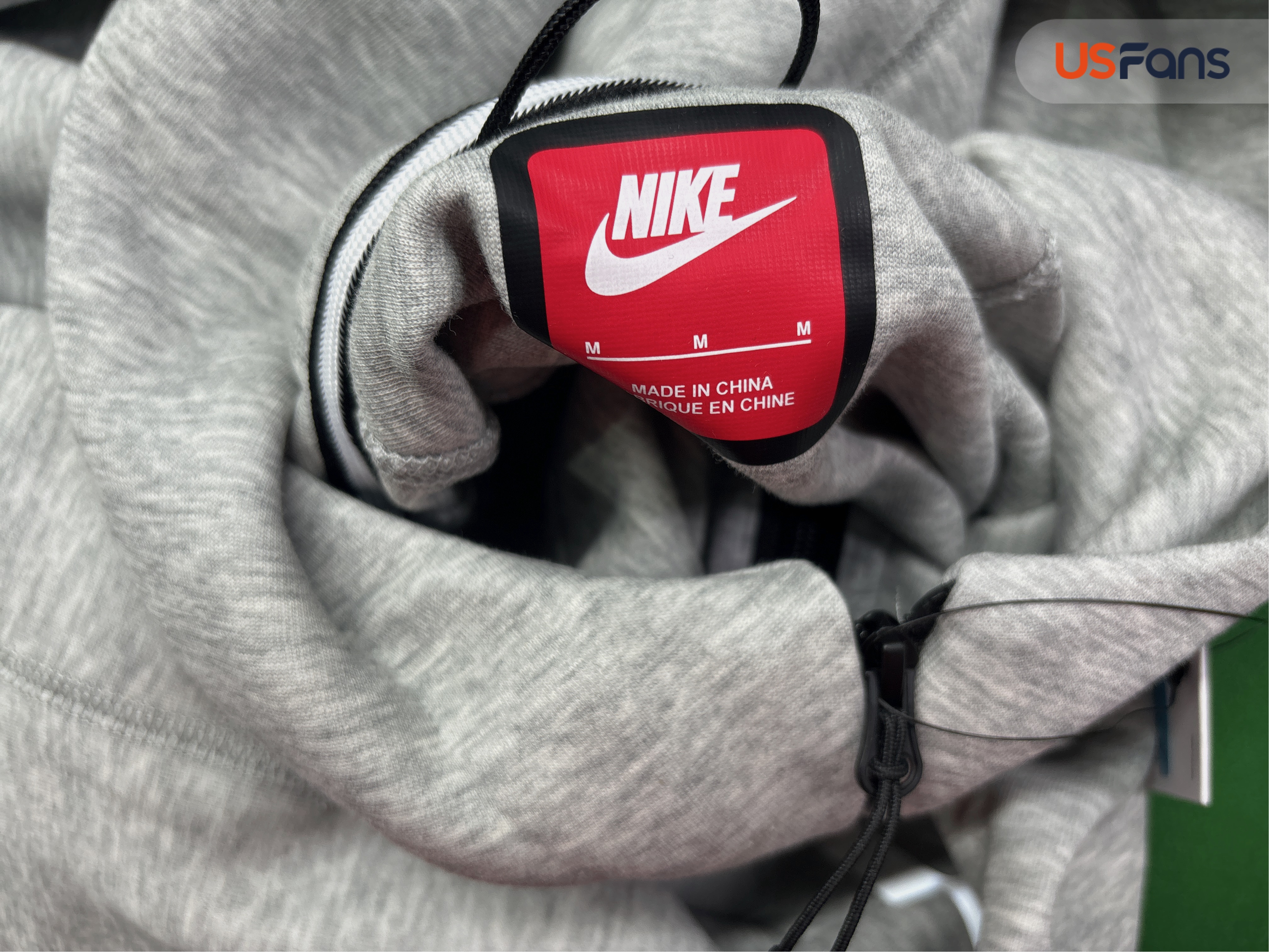 Hoodie — QC-foto 1 av 4