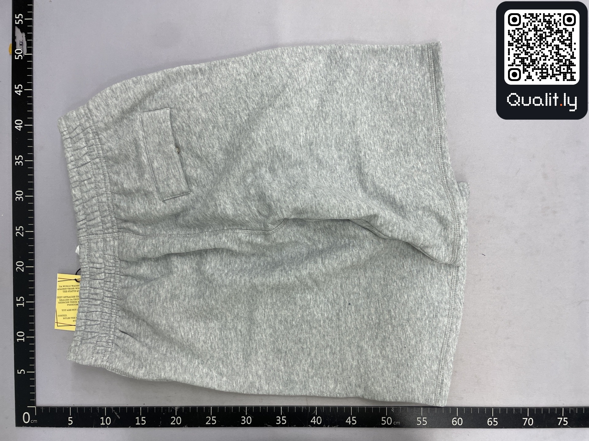 Shorts QC photo 2 of 92