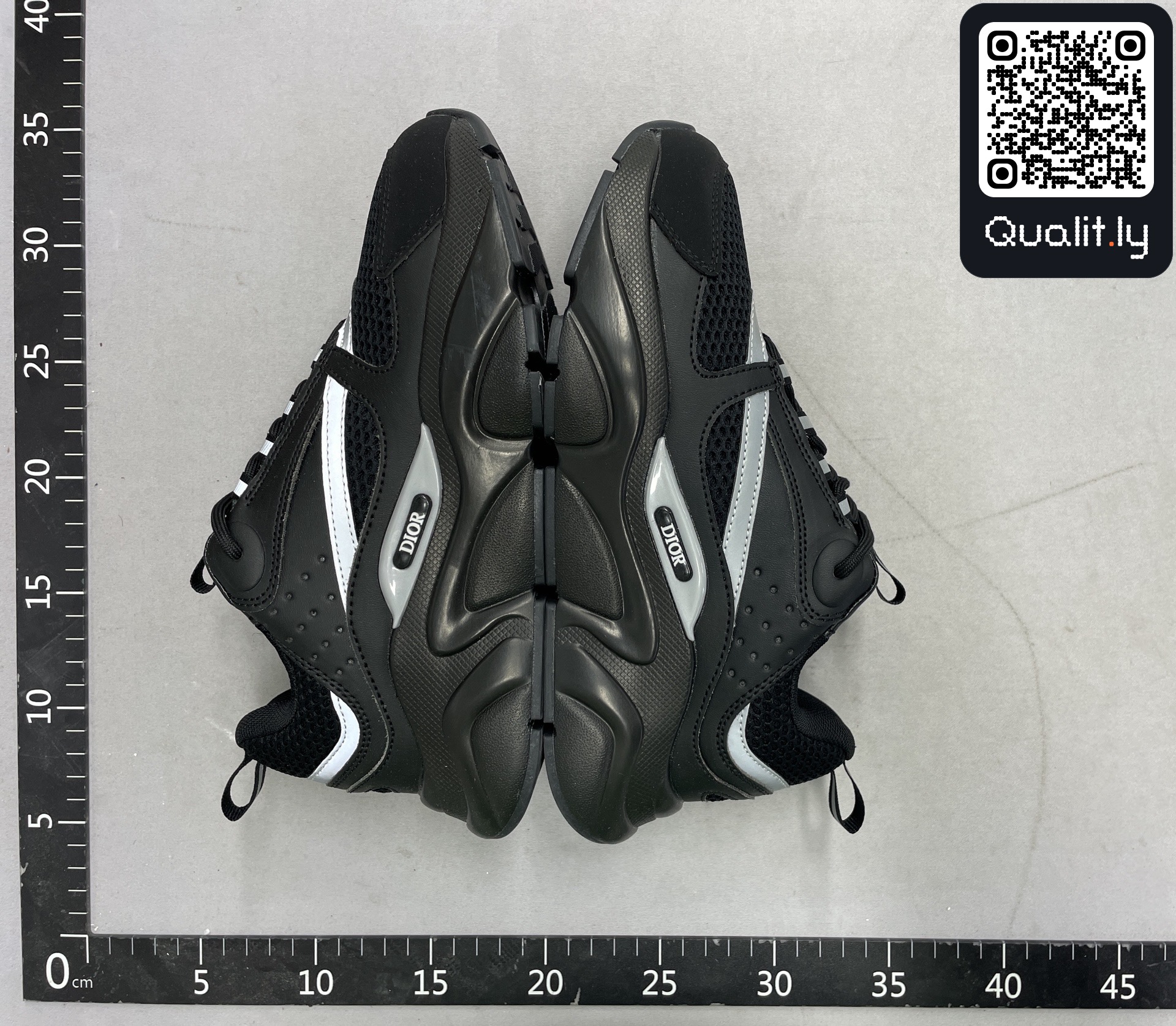 Sneakers — foto QC 3 di 112