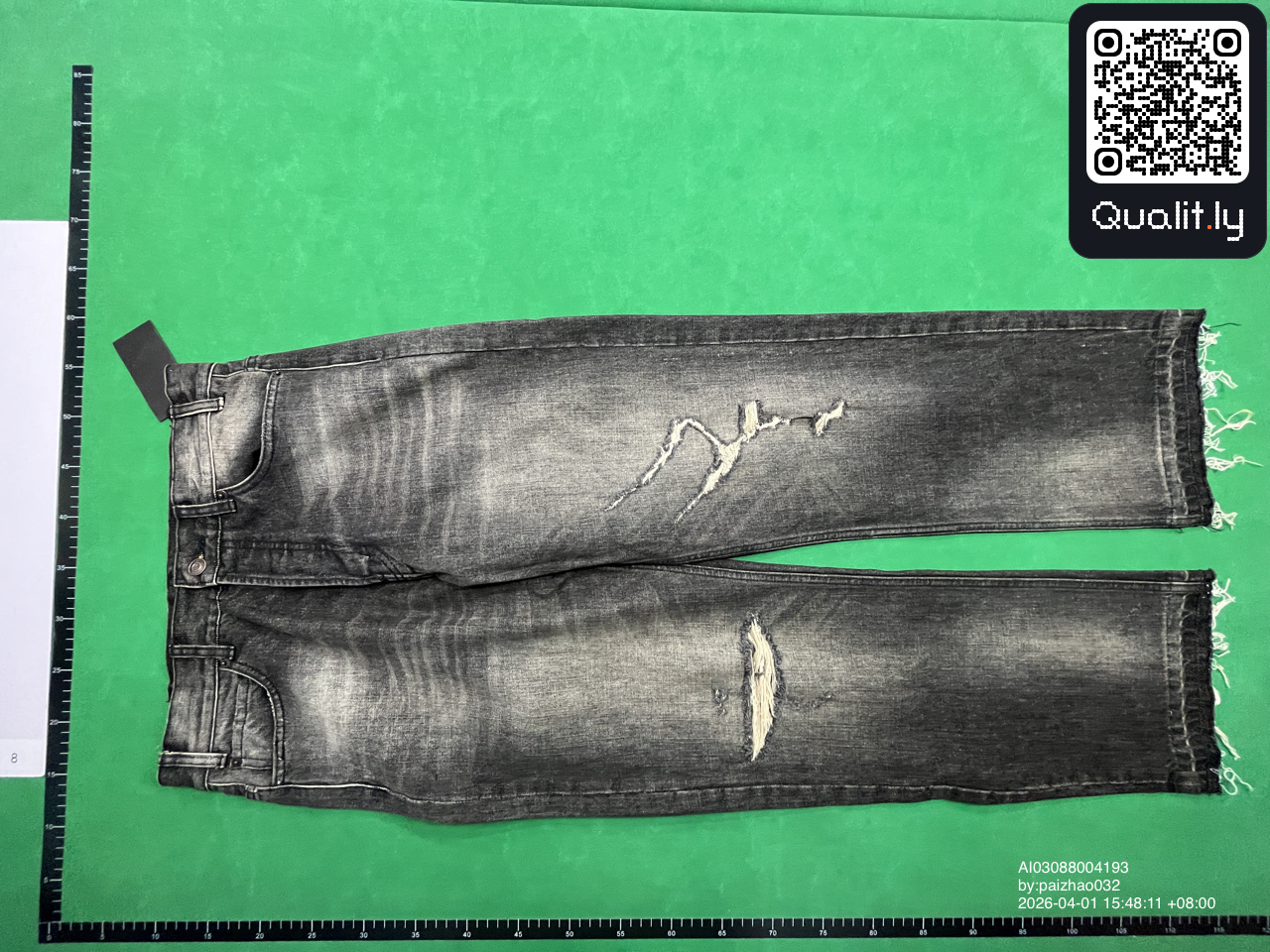 Jeans — foto QC 3 di 10